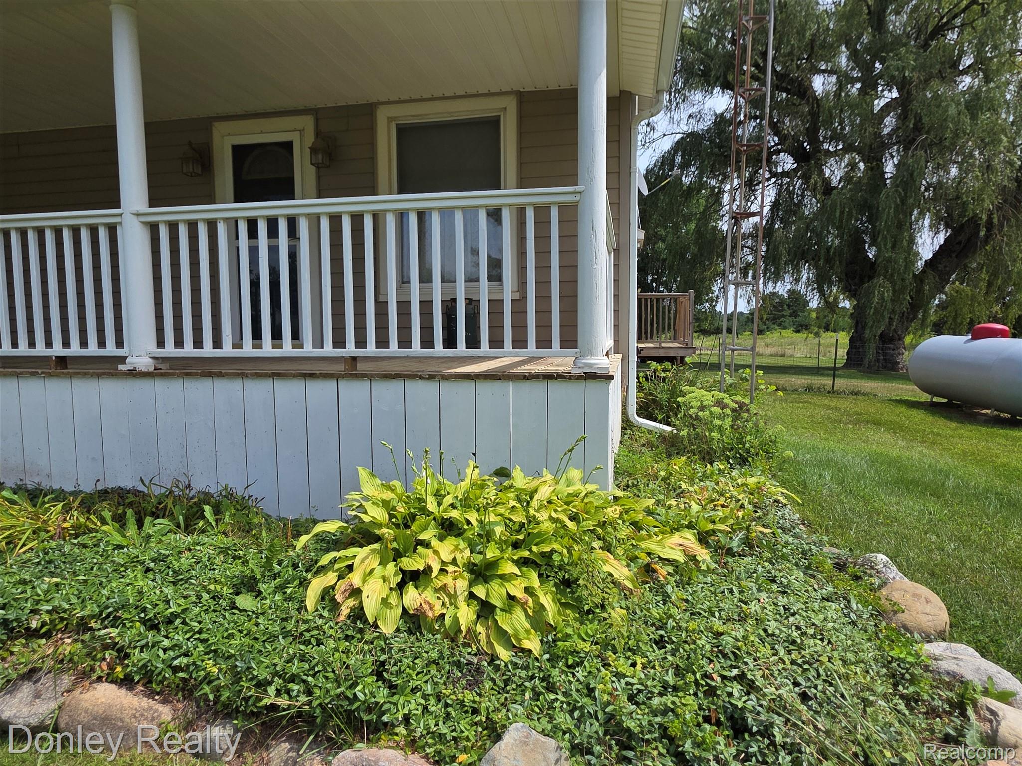 3815 Gosline Road Property Photo 38