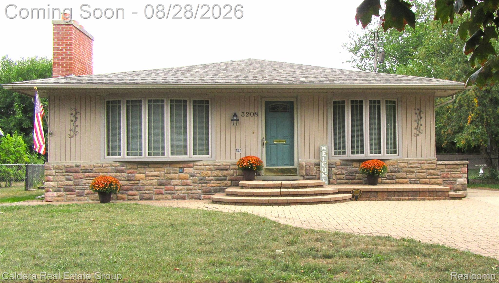3208 Glenview Avenue Property Photo 1