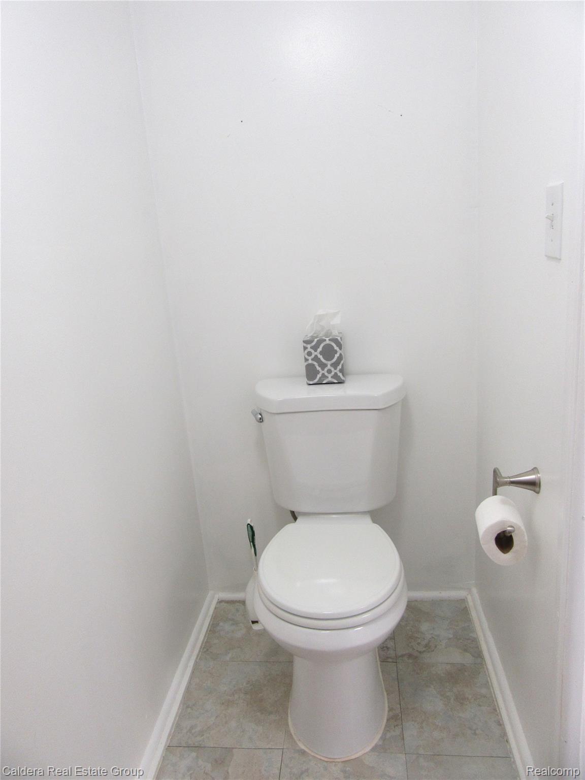 3208 Glenview Avenue Property Photo 25