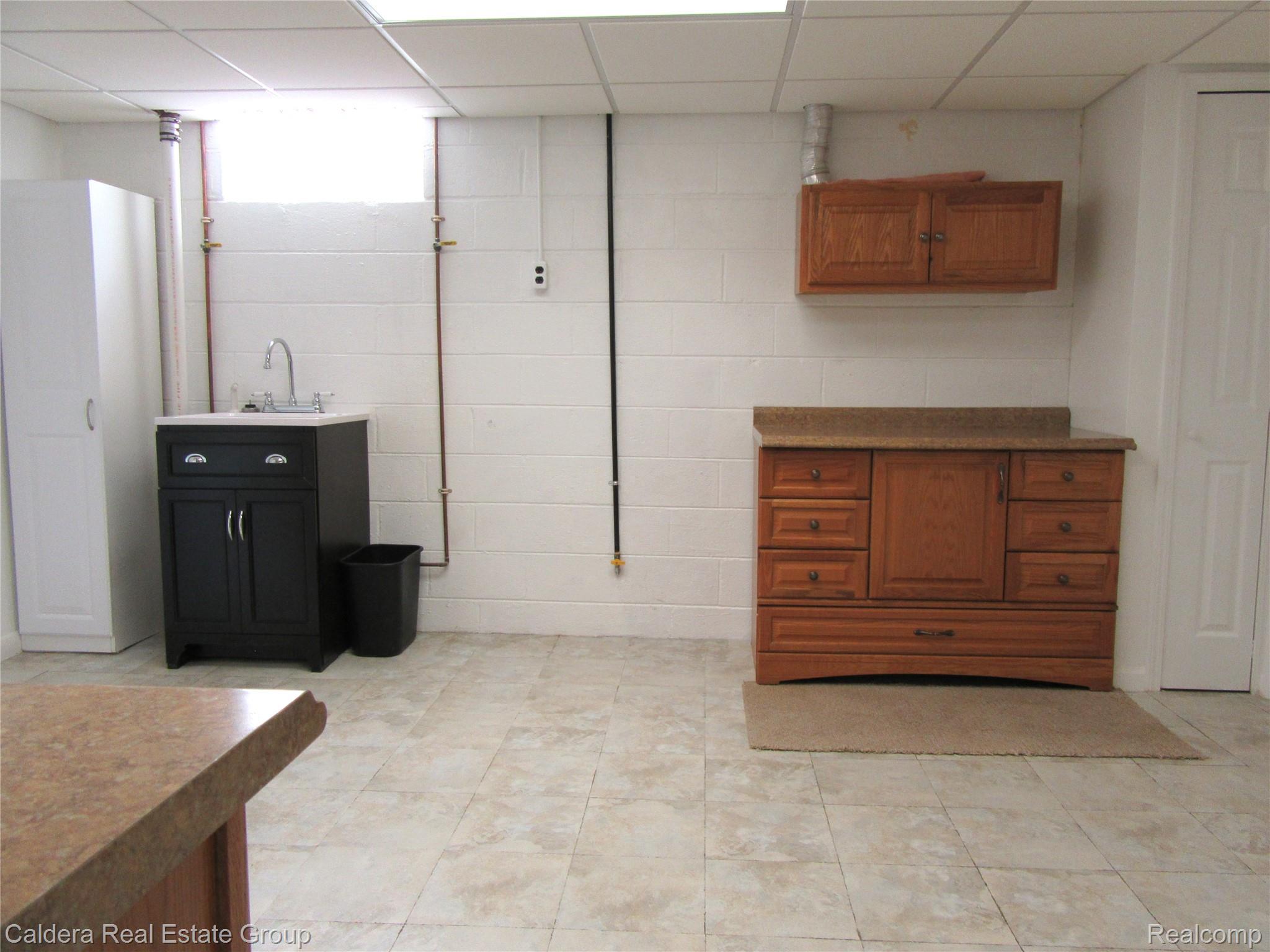 3208 Glenview Avenue Property Photo 29