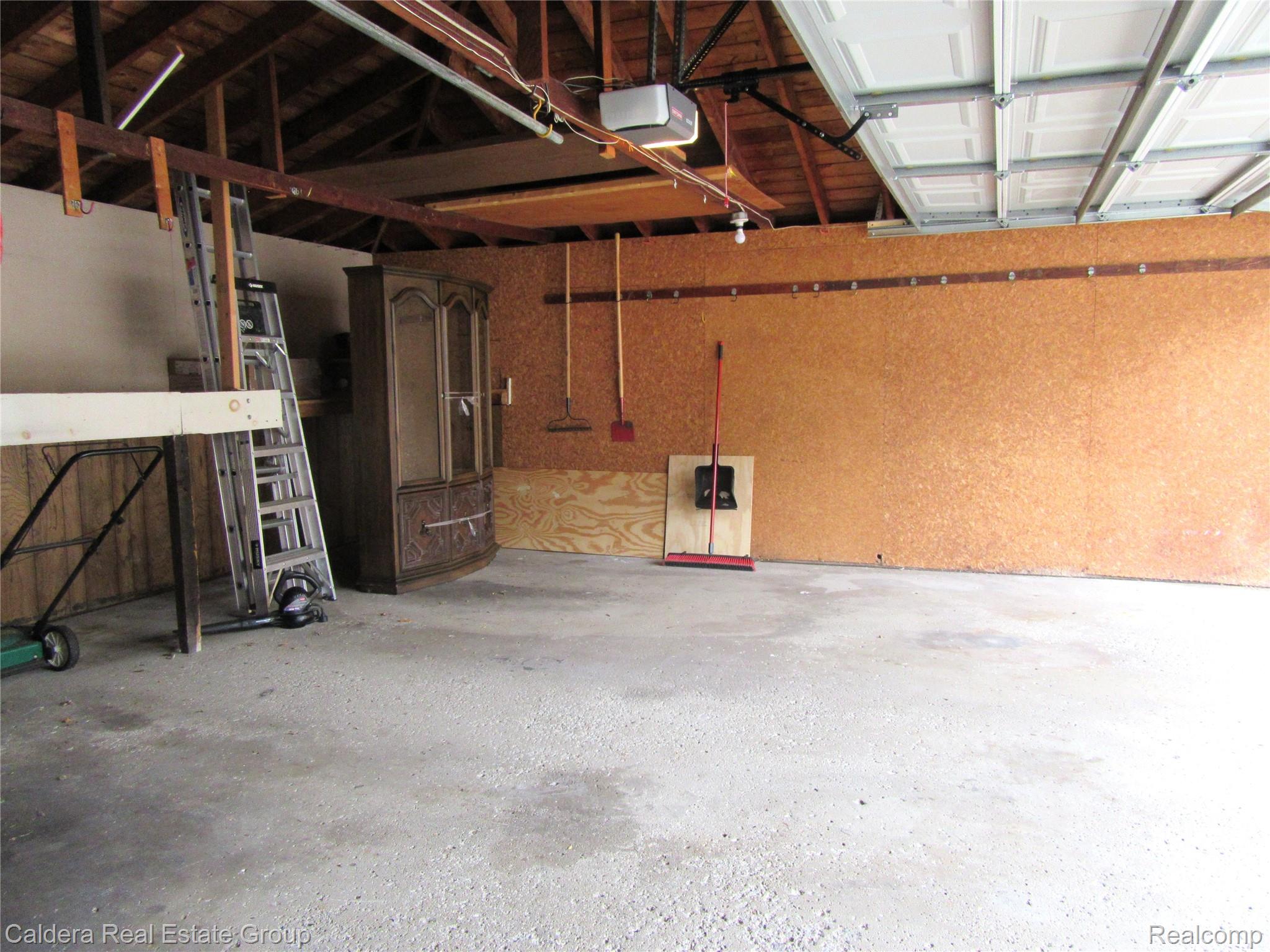 3208 Glenview Avenue Property Photo 37