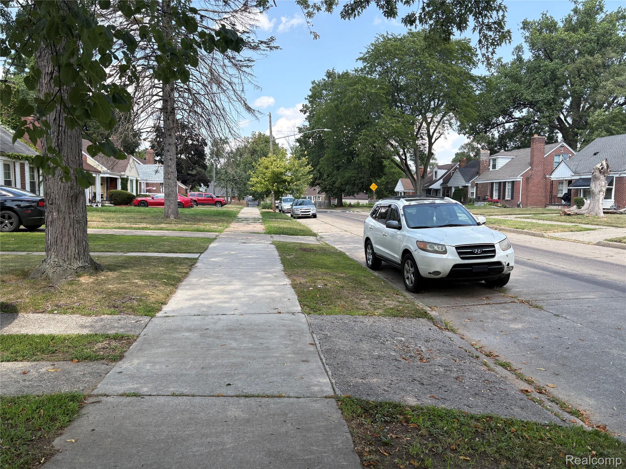 17655 Sunderland Road Property Photo 4