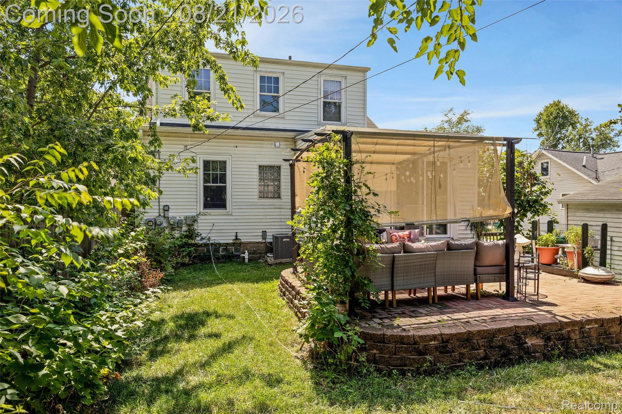 731 Spencer Street Property Photo 31
