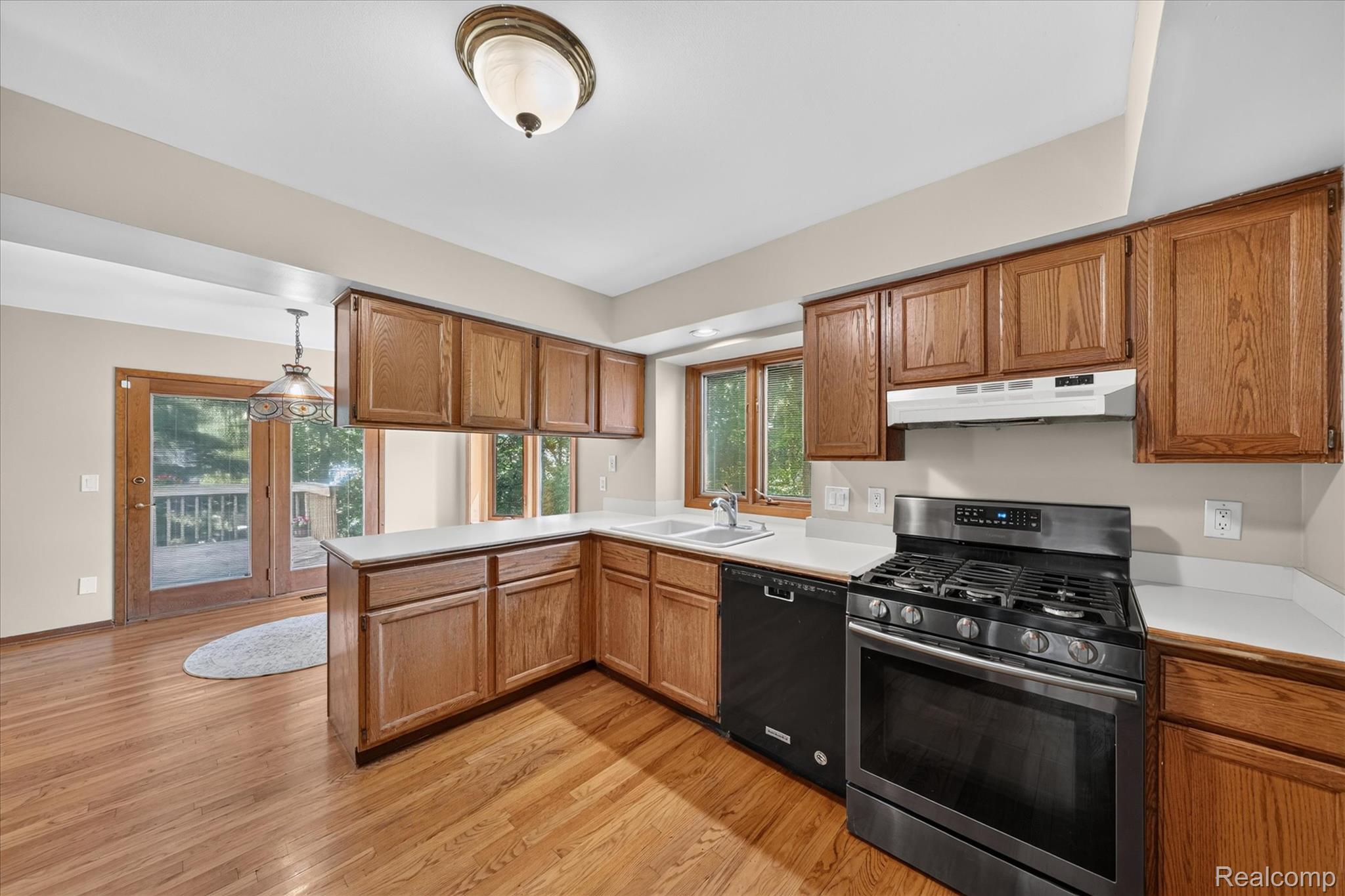 5954 Snow Apple Drive Property Photo 15