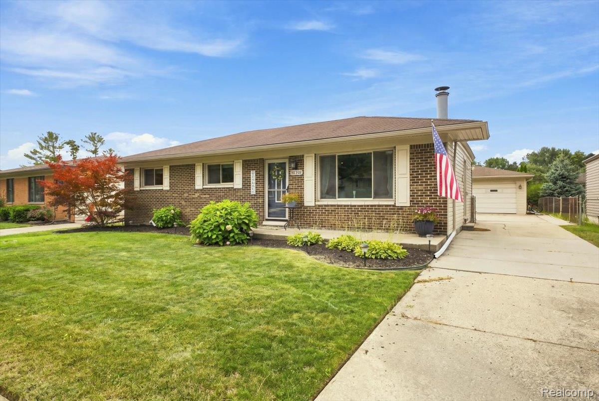 41269 Dunboyne Circle Property Photo 1
