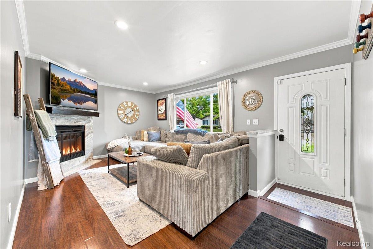 41269 Dunboyne Circle Property Photo 5