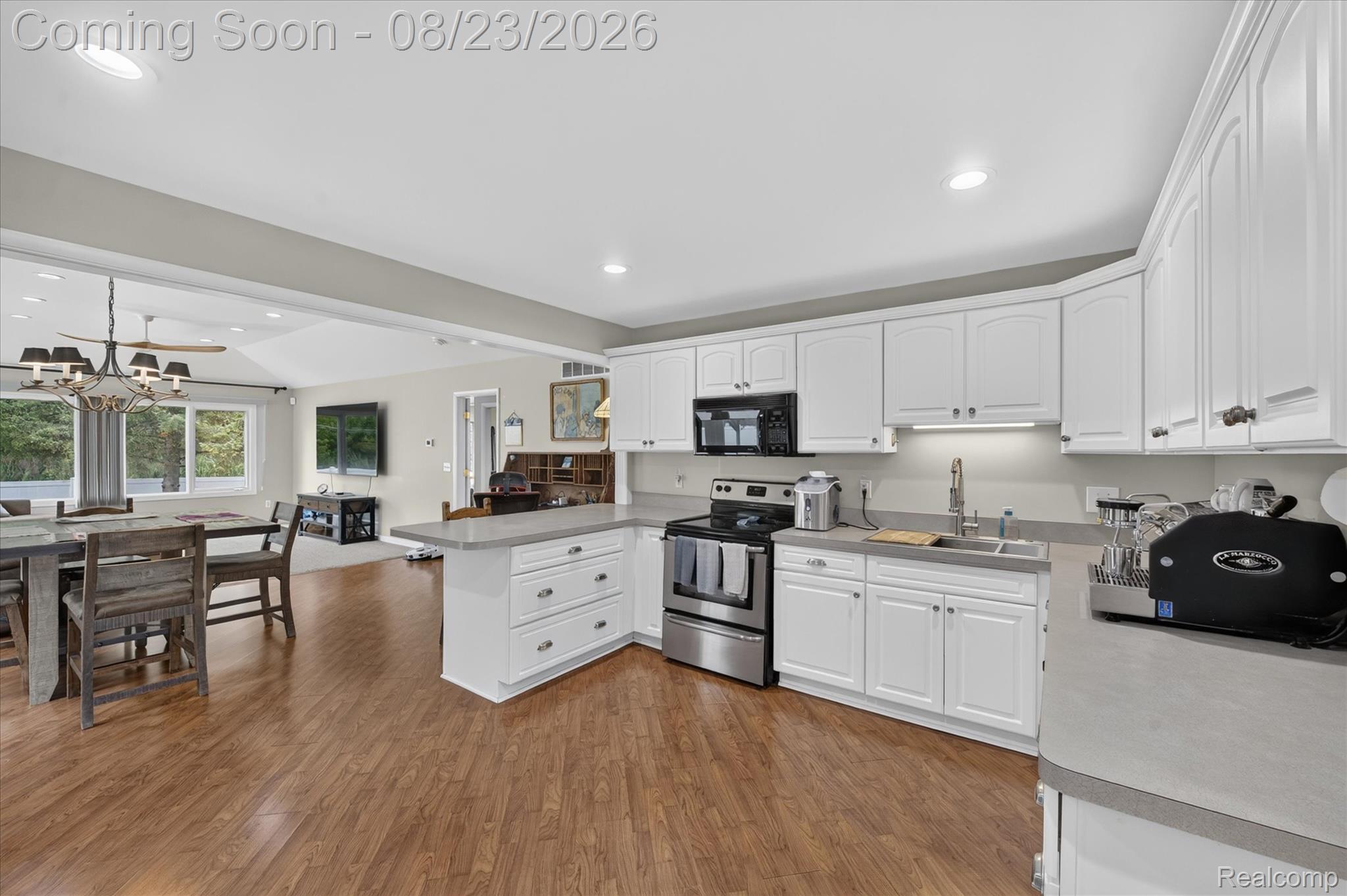 551 Gamma Road Property Photo 9
