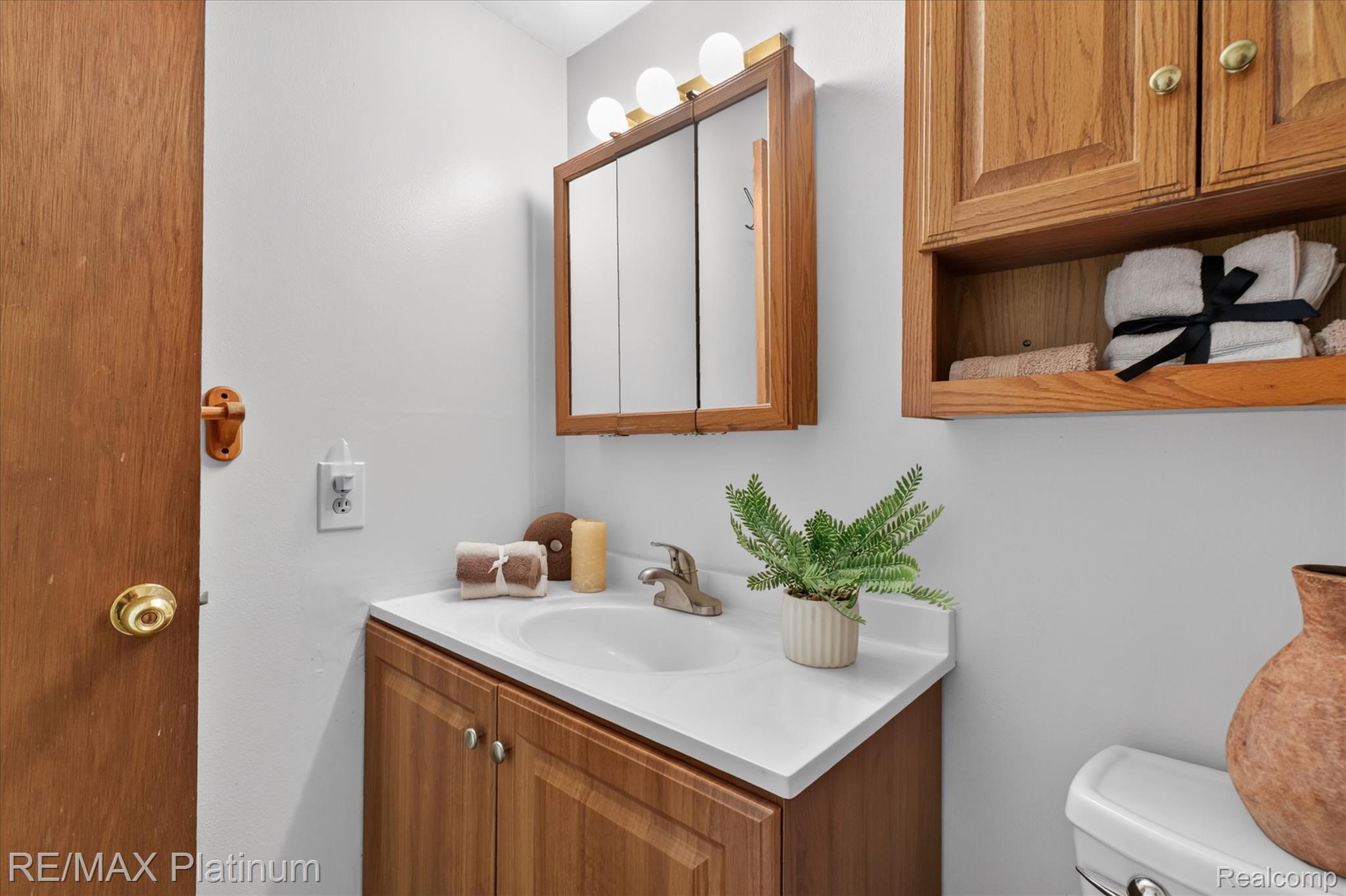 407 W Highland Road 3 Property Photo 20