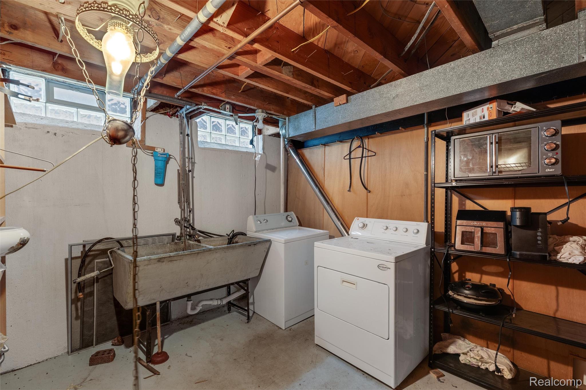 9522 Pardee Road Property Photo 16