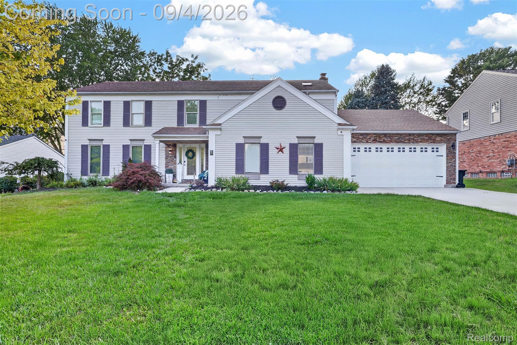 37967 W Meadowhill Drive Property Photo 1