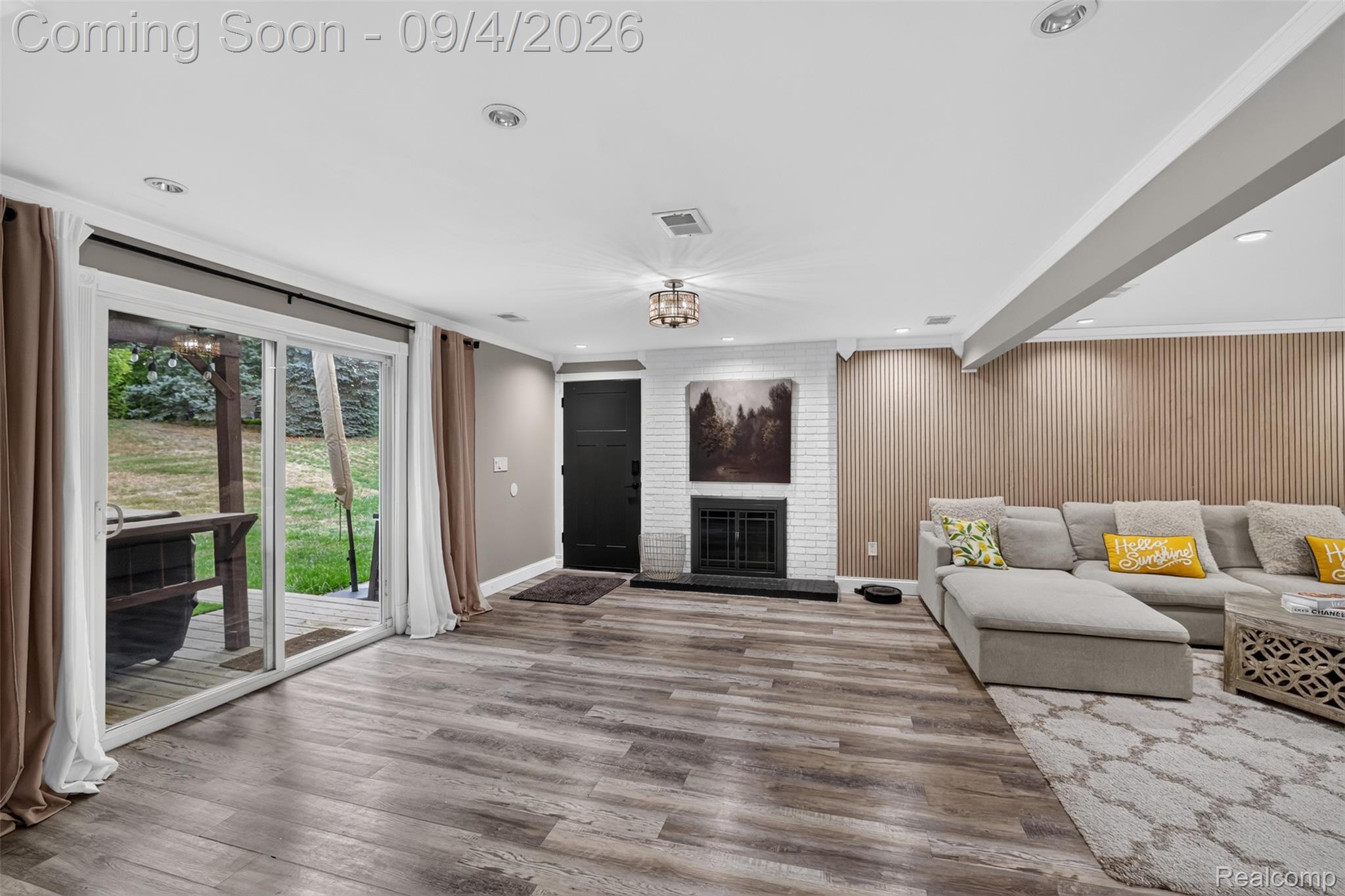 37967 W Meadowhill Drive Property Photo 10