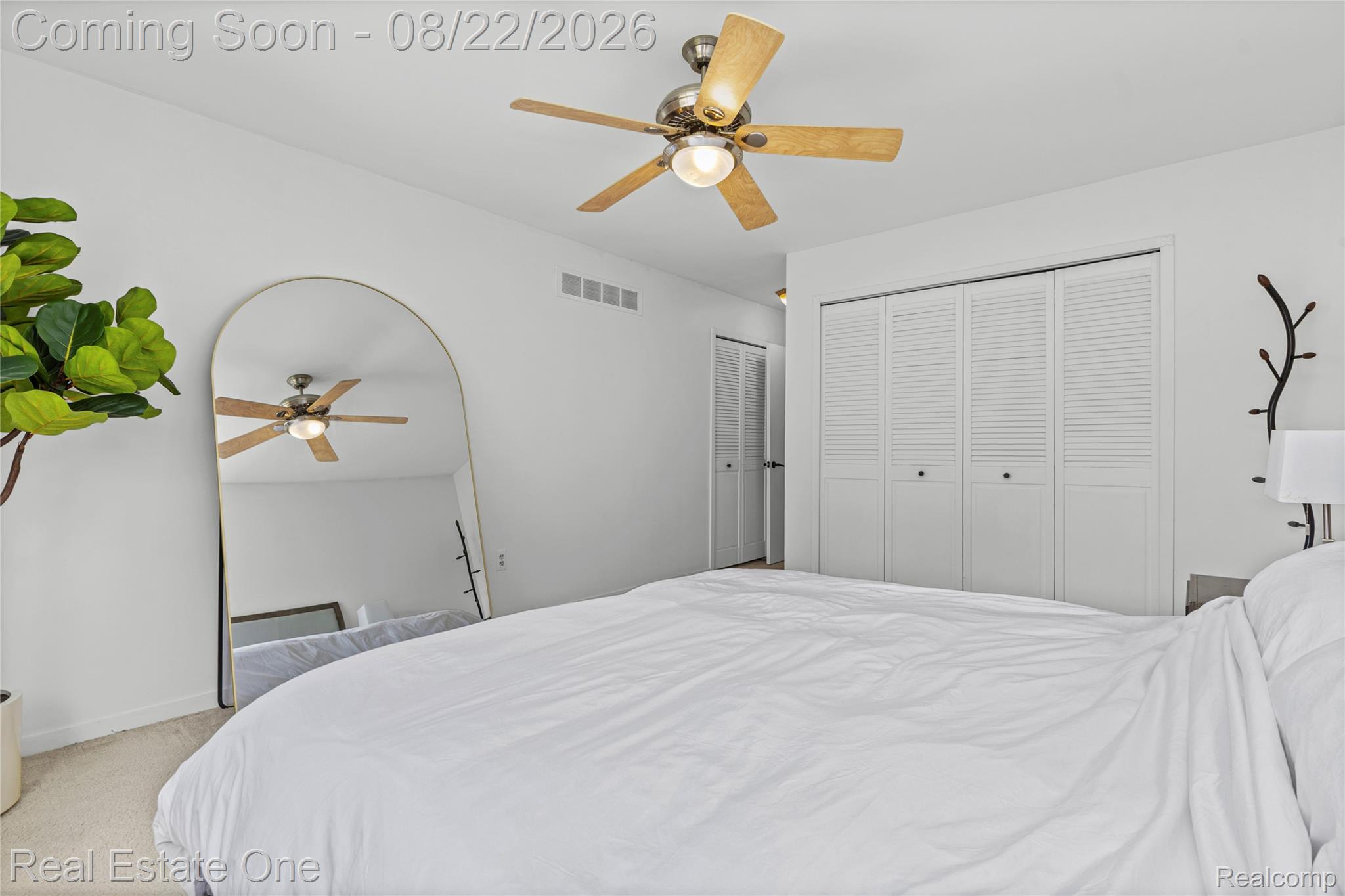 732 Hamilton Court Property Photo 15