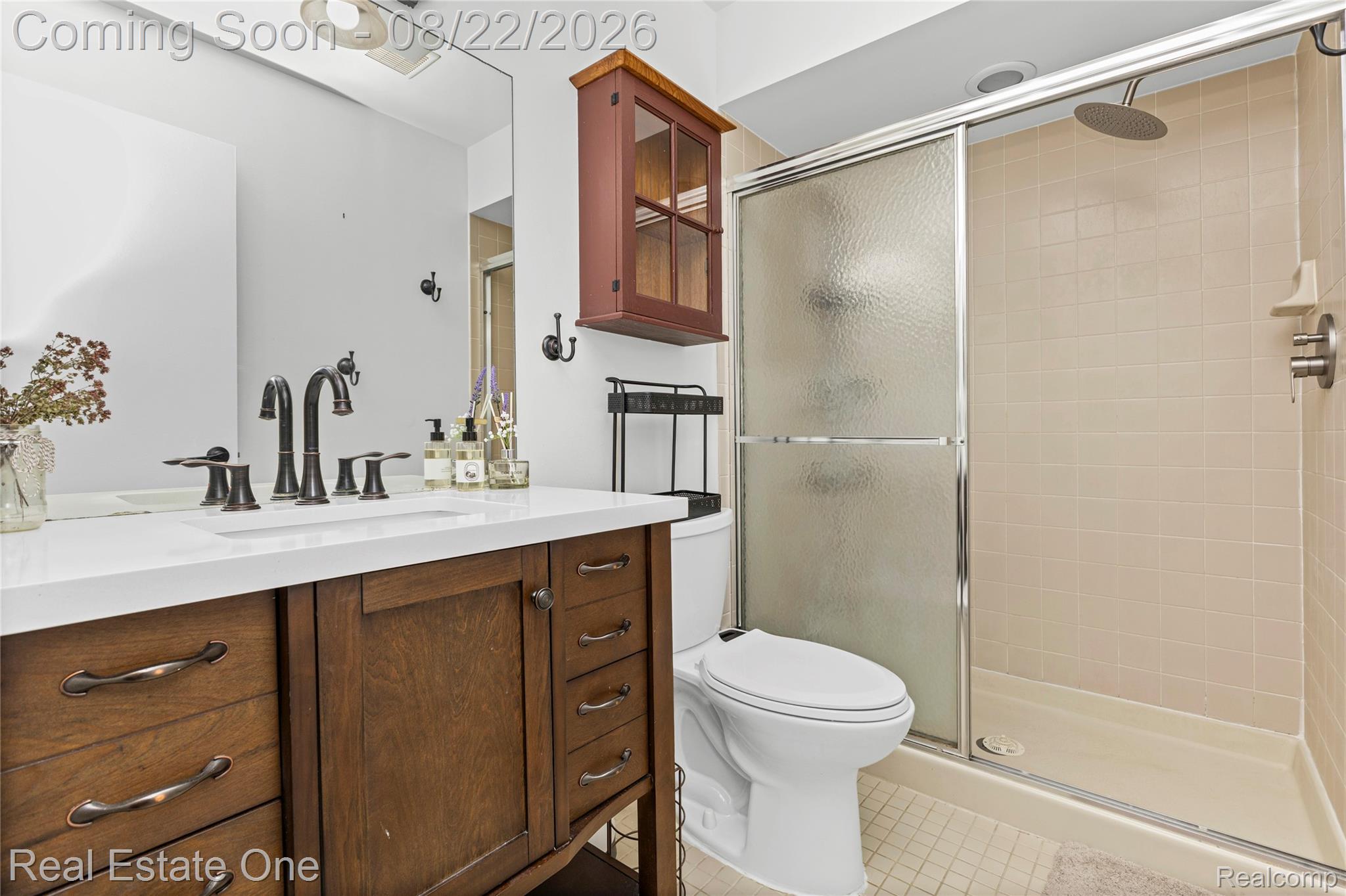 732 Hamilton Court Property Photo 17