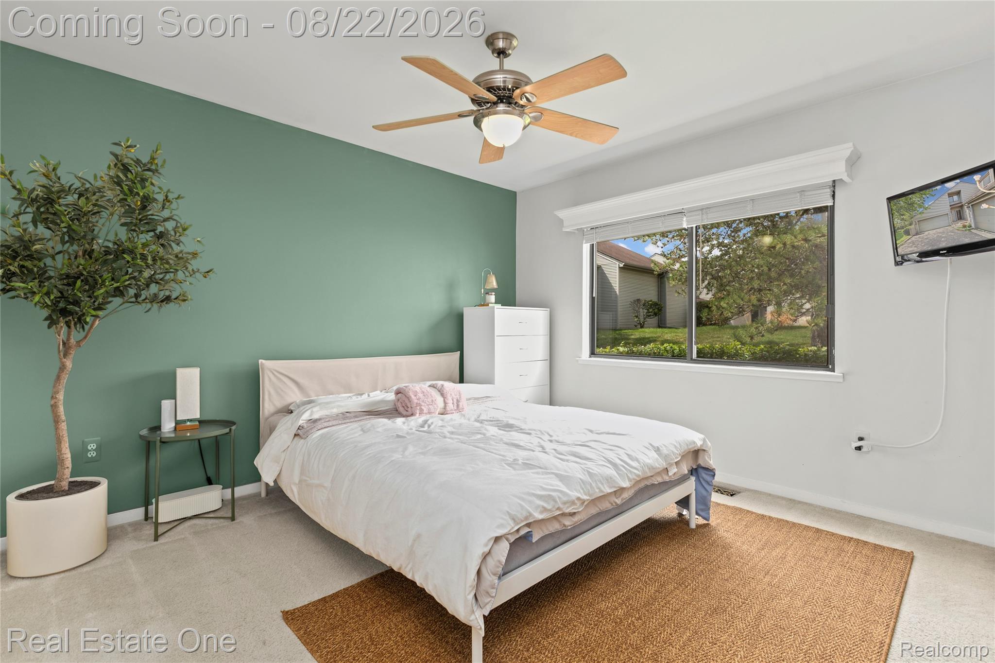 732 Hamilton Court Property Photo 18