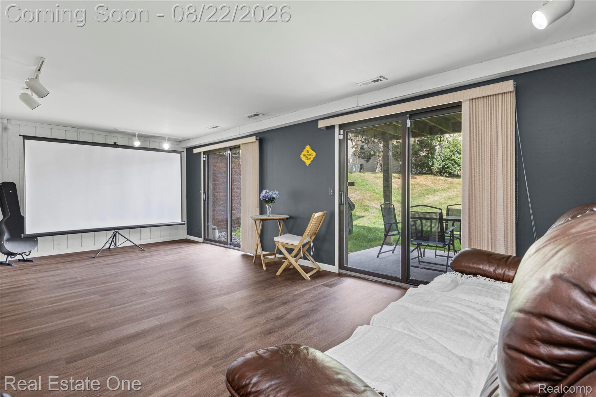 732 Hamilton Court Property Photo 25