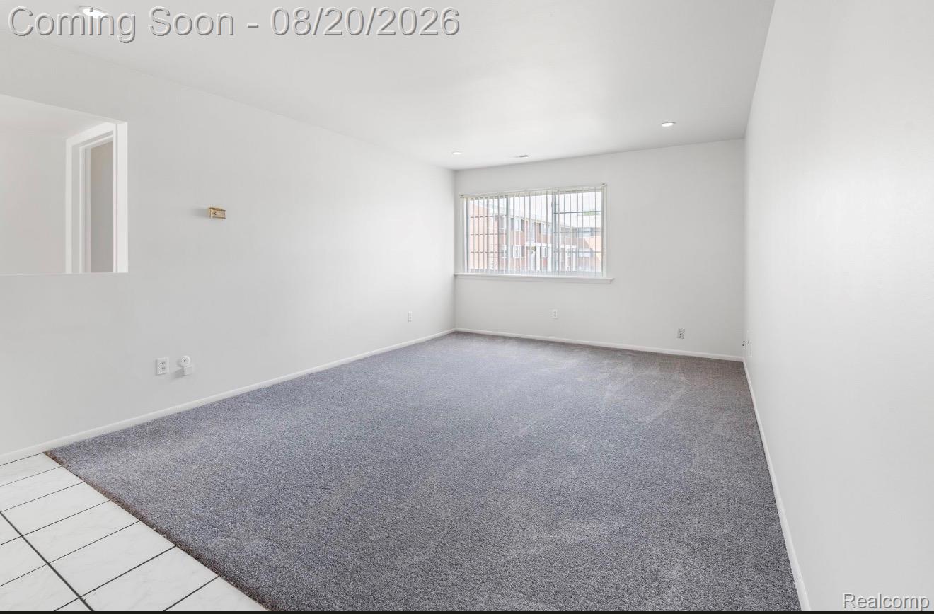 8140 Crestview Drive Property Photo 10