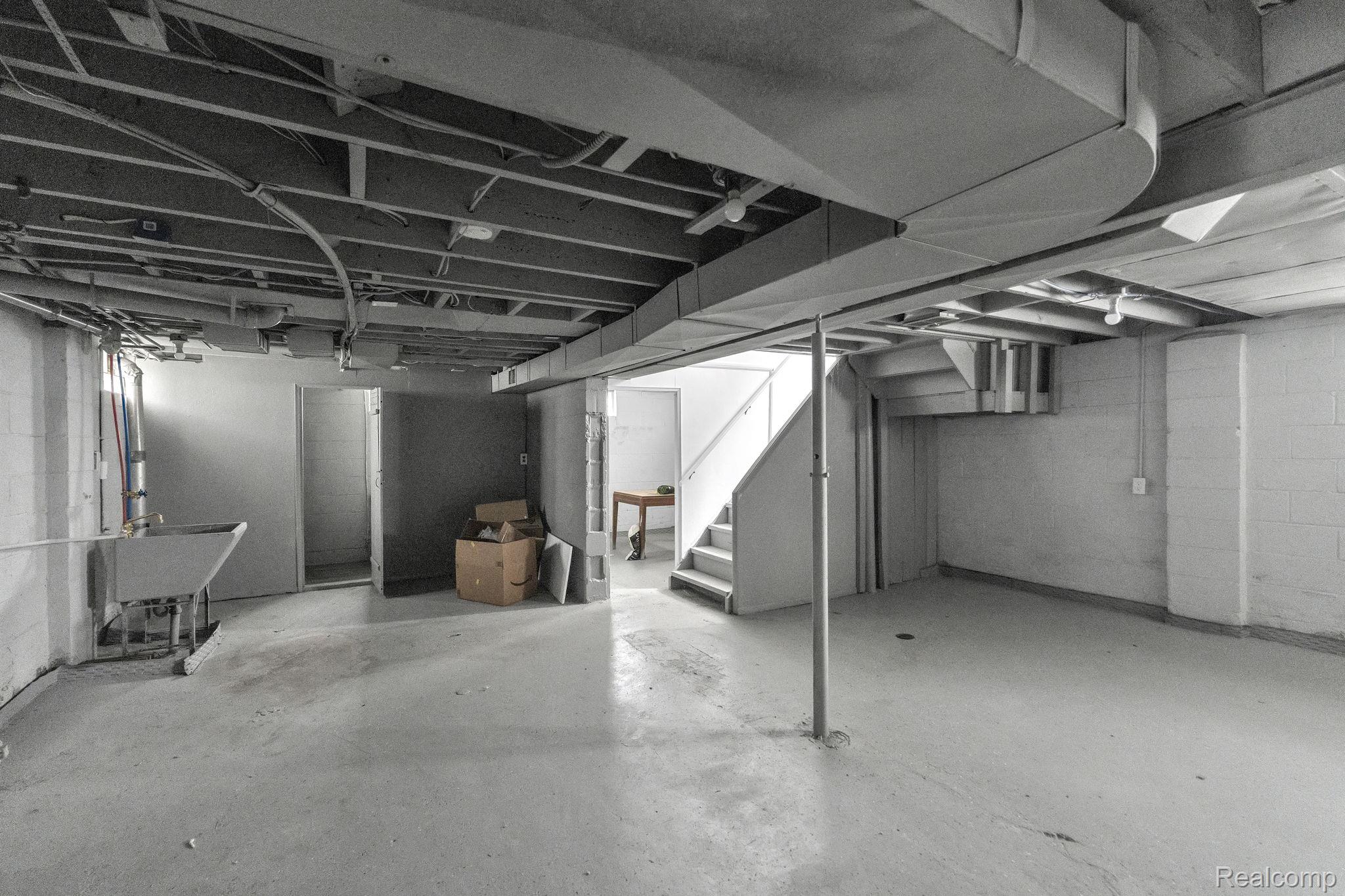 24840 New York Street Property Photo 44
