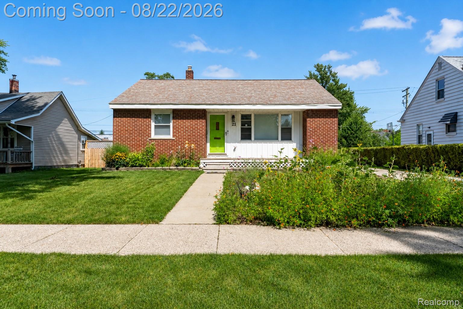 21 Eastman Street Property Photo 1