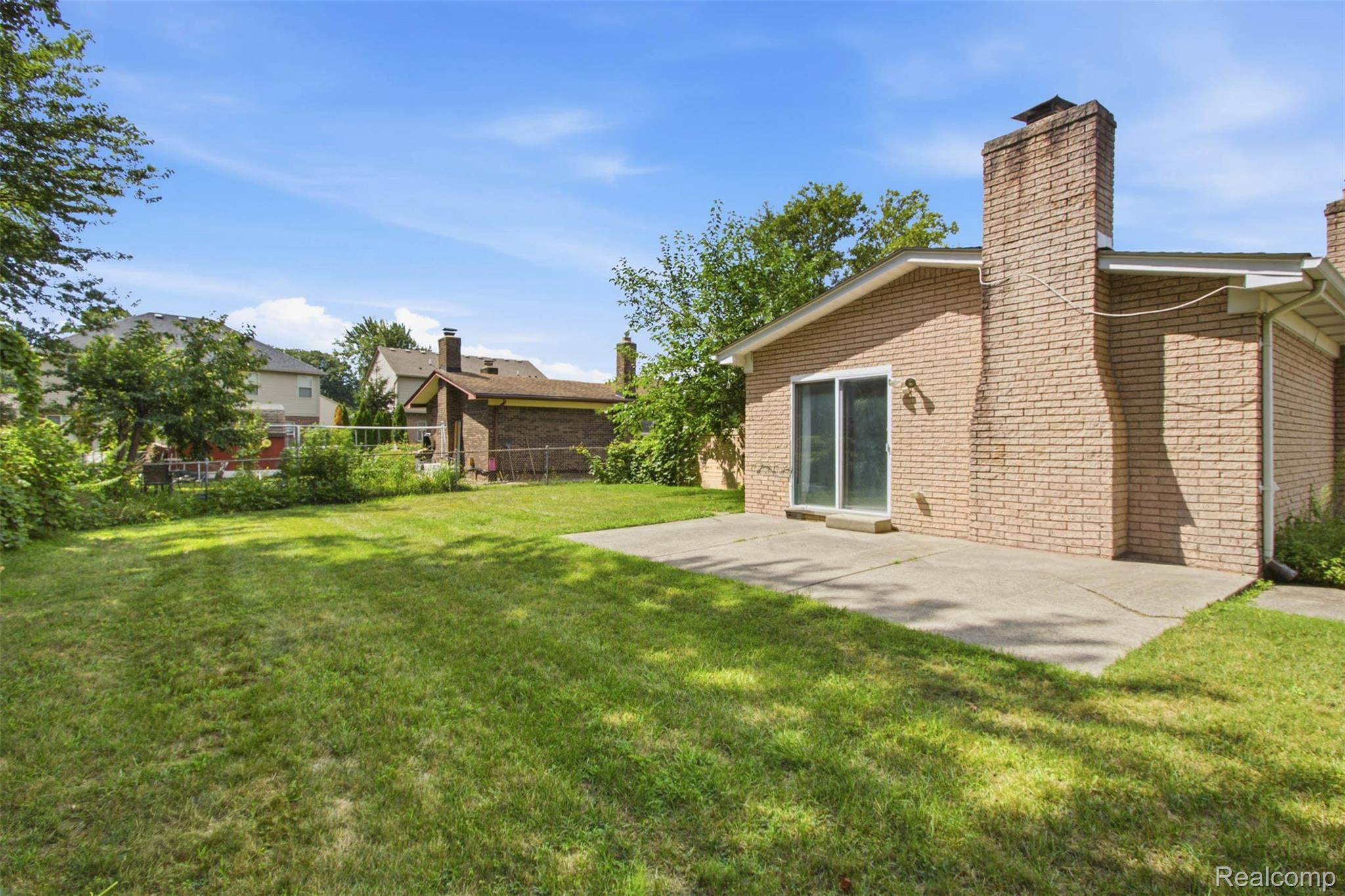 37596 Adrian Drive Property Photo 21