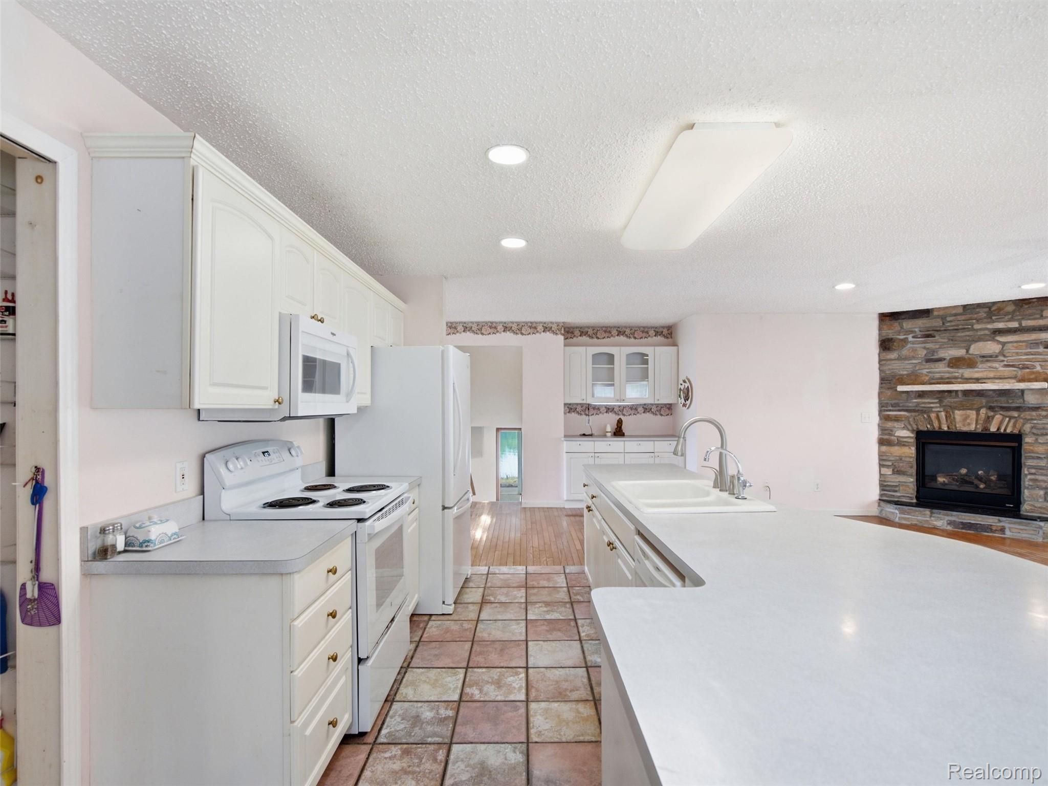 8954 Patrick Drive Property Photo 18
