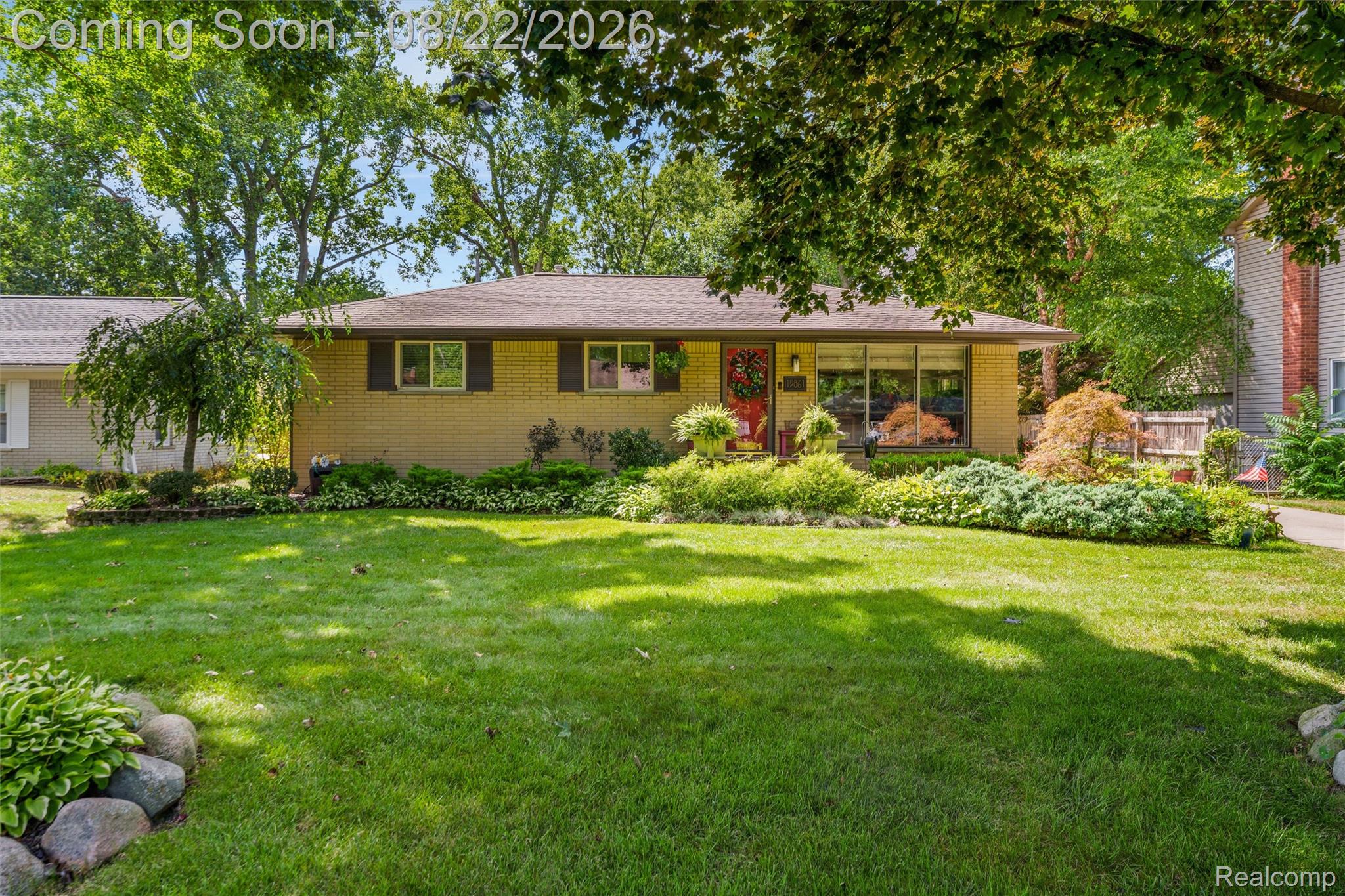 15861 Foch Street Property Photo 1