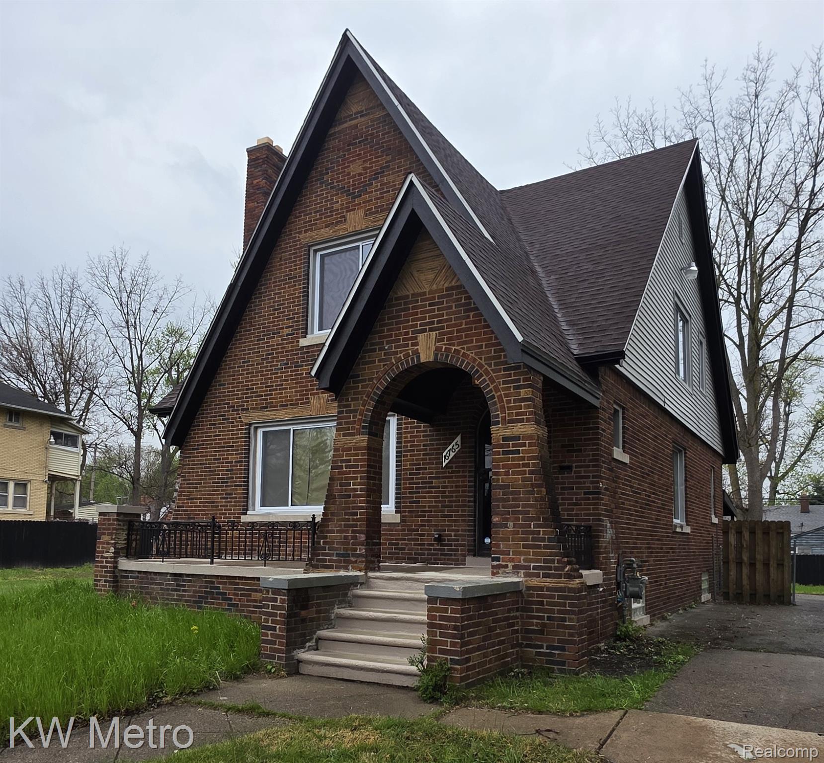 16765 Blackstone Street Property Photo 1