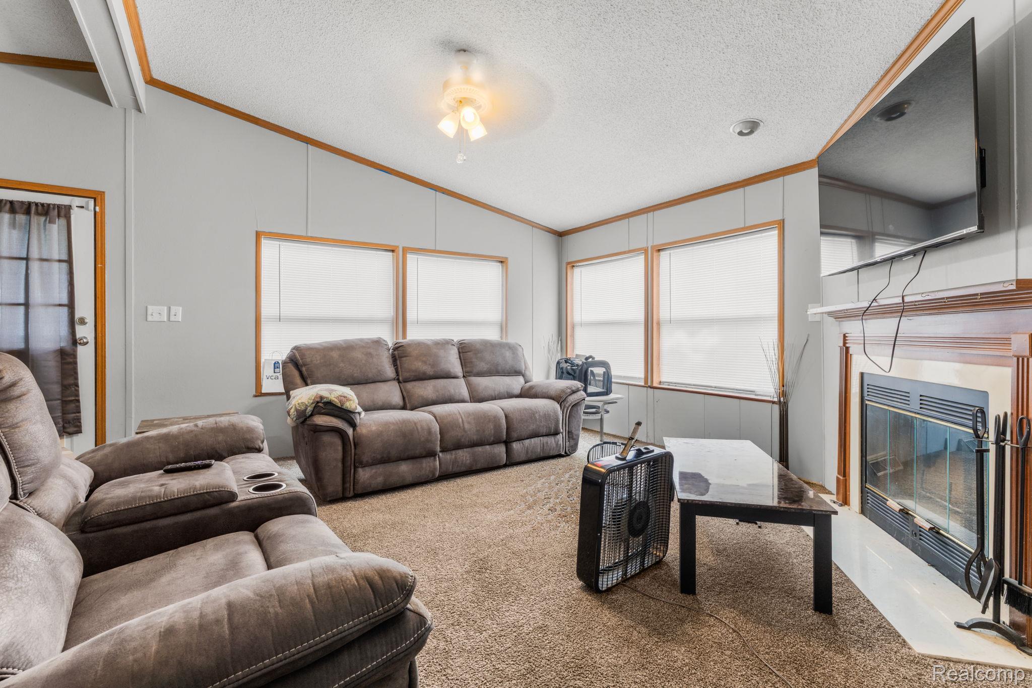 19921 Rhapsody Property Photo 9