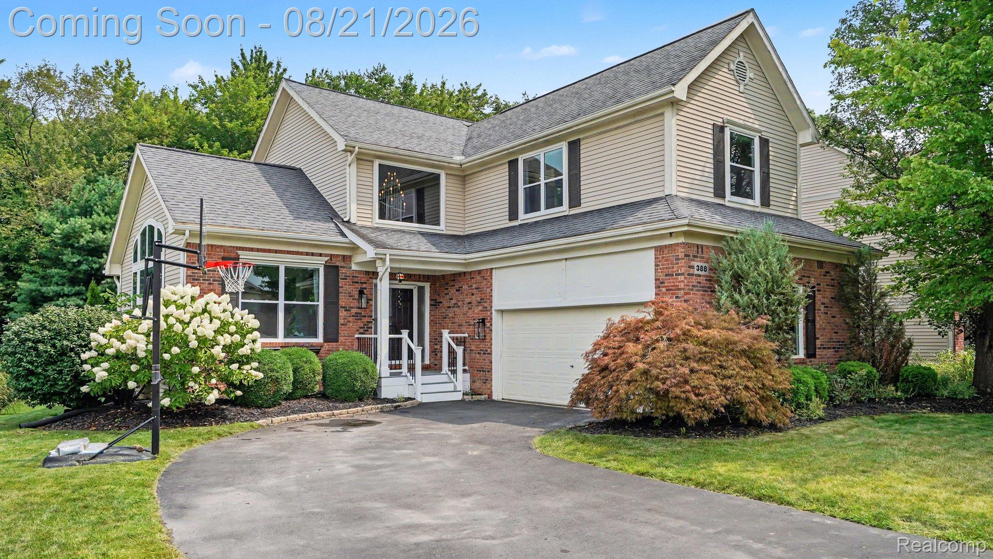 388 Lakeshore Pointe Drive Property Photo 1
