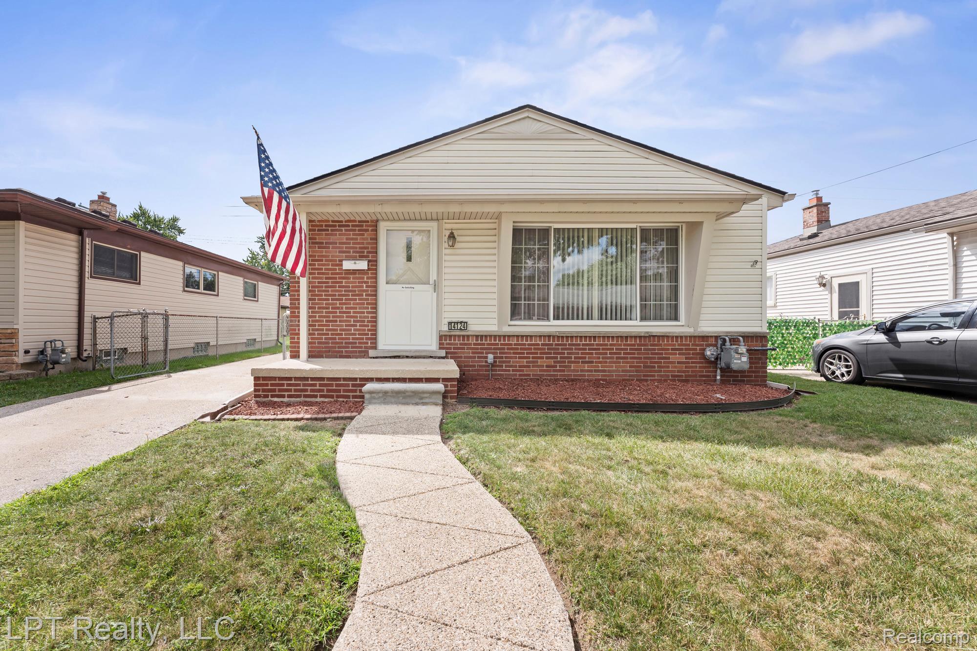 14124 Pearl Street Property Photo 1