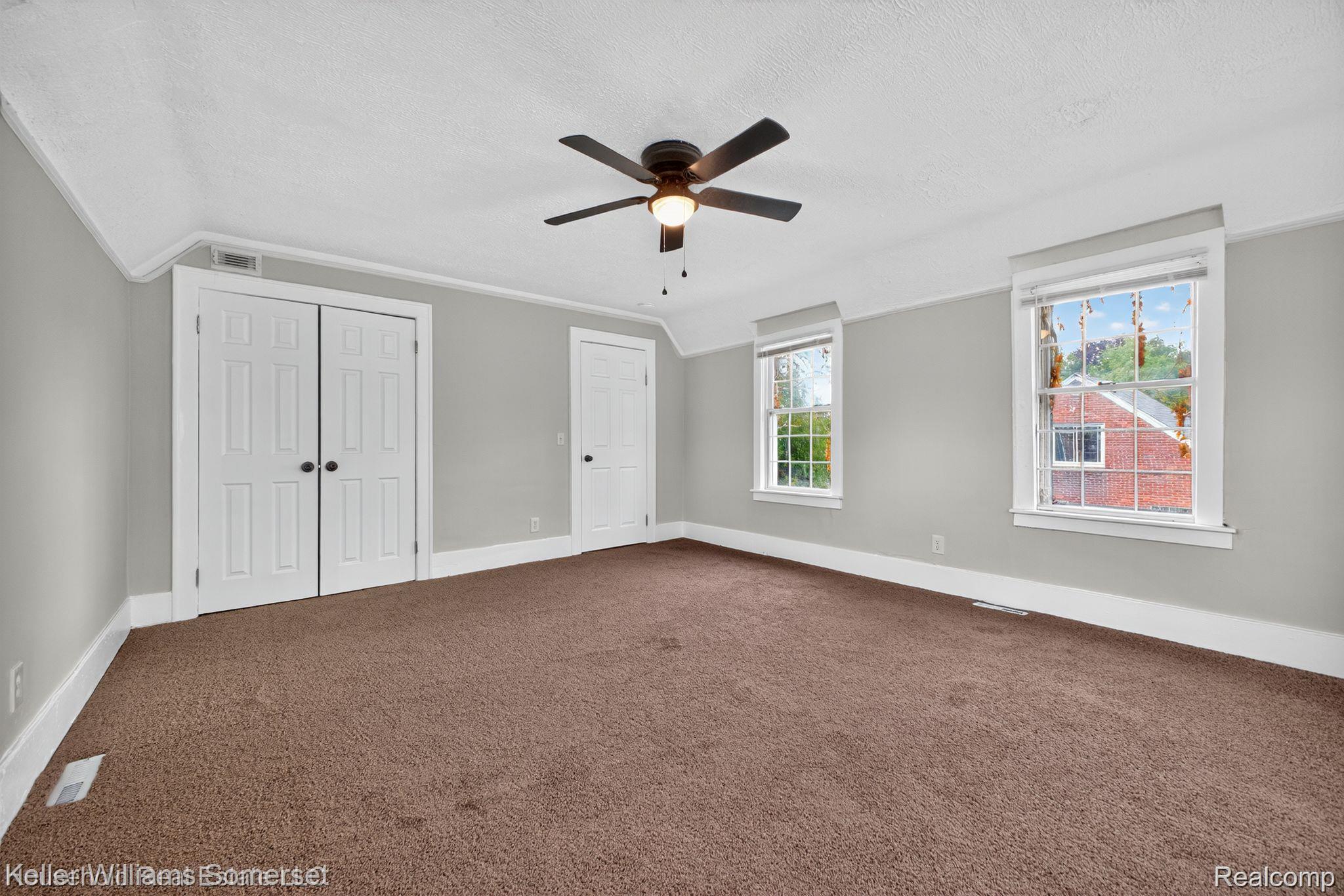 15340 Stout Street Property Photo 14