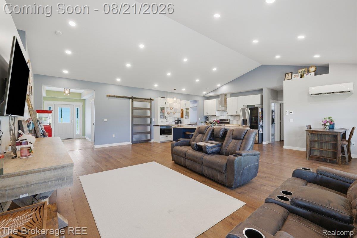 9161 E Coldwater Road Property Photo 4