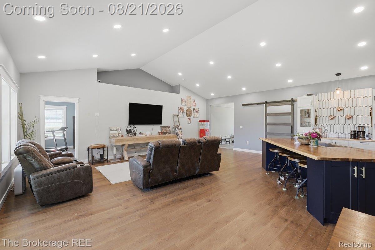 9161 E Coldwater Road Property Photo 8