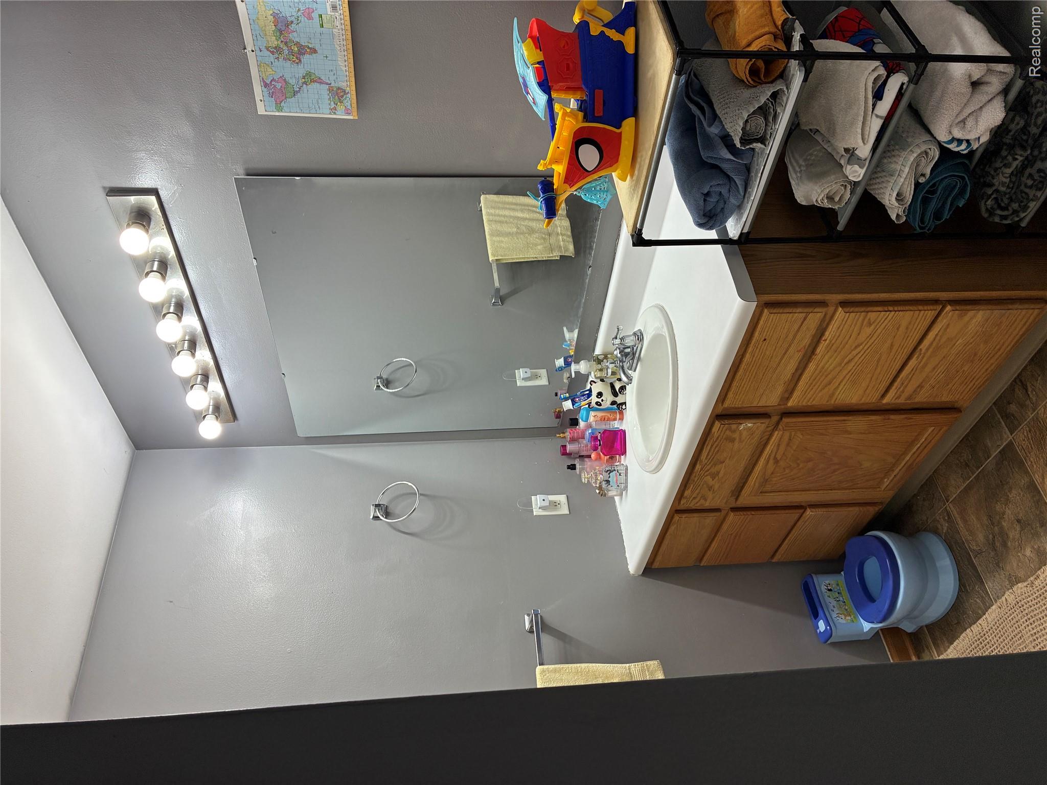 10995 E Isabella County Line Road Property Photo 32