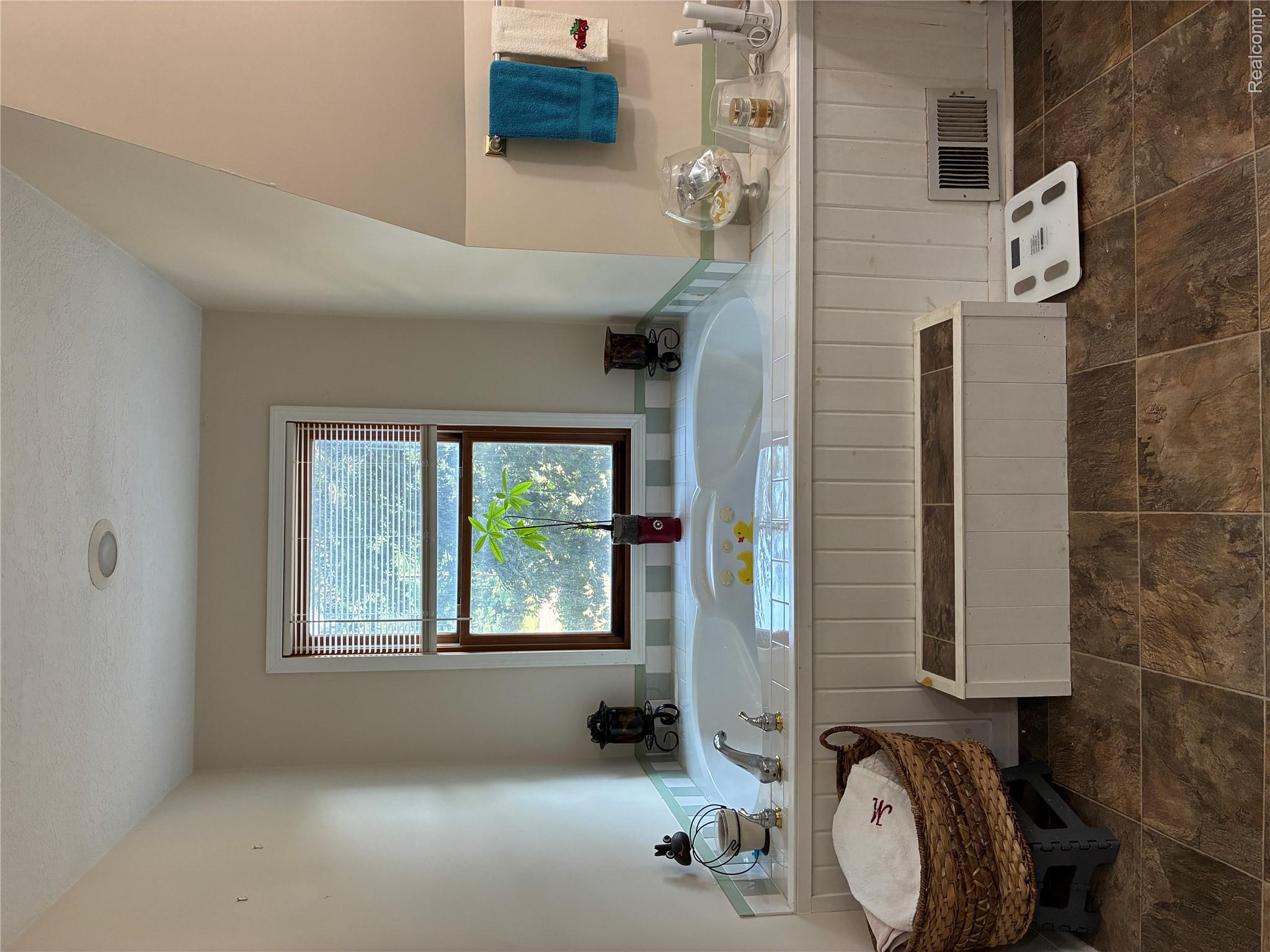 10995 E Isabella County Line Road Property Photo 41