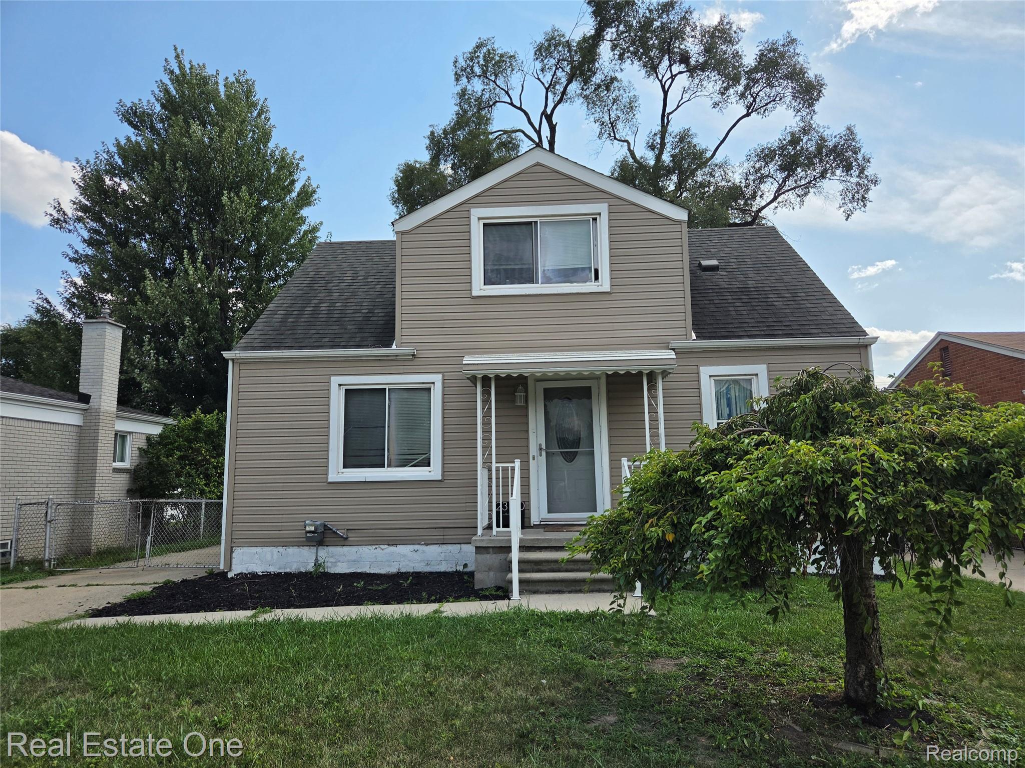 23140 Socia Street Property Photo 1