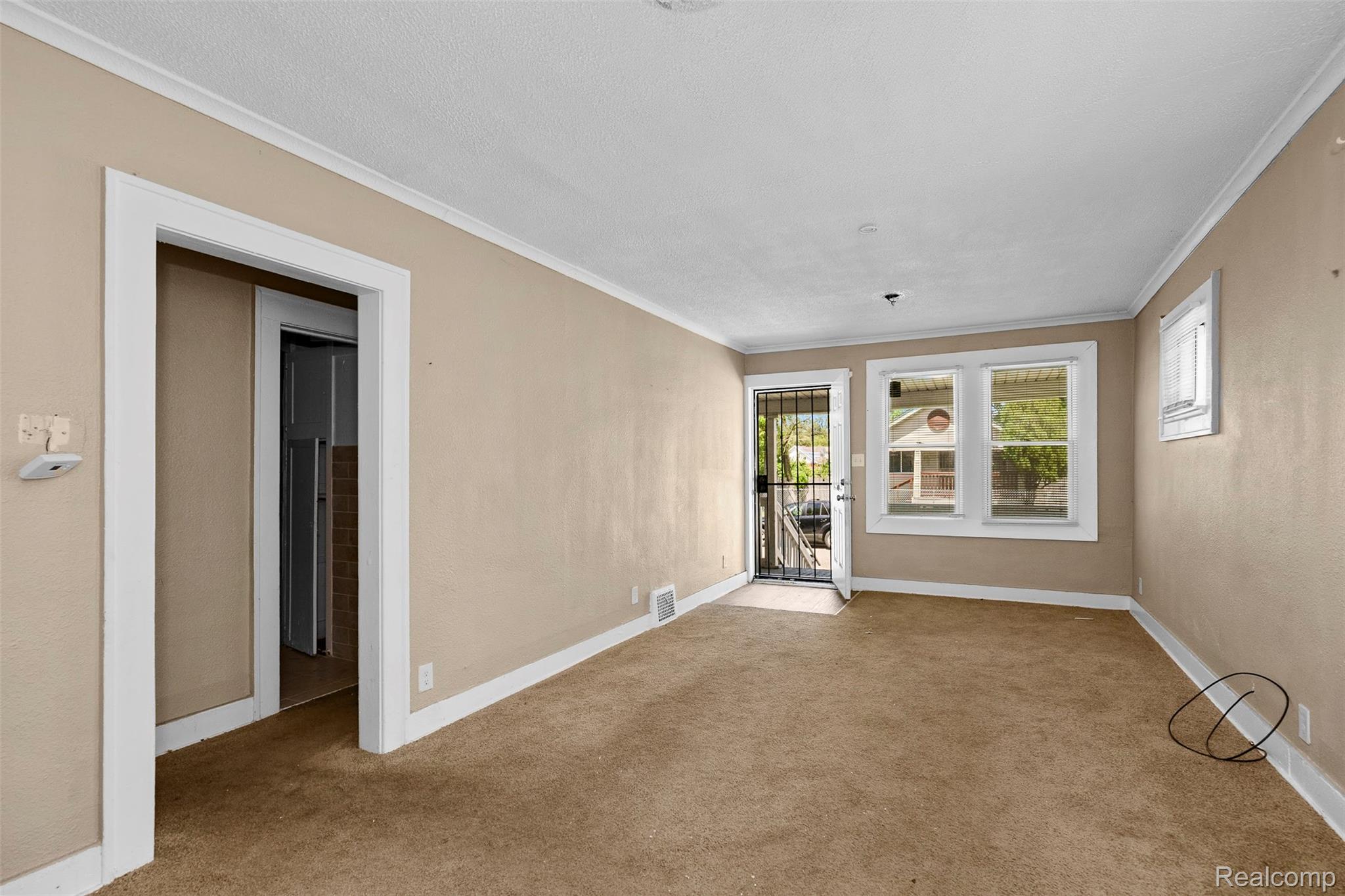 7667 Ellsworth Street Property Photo 4