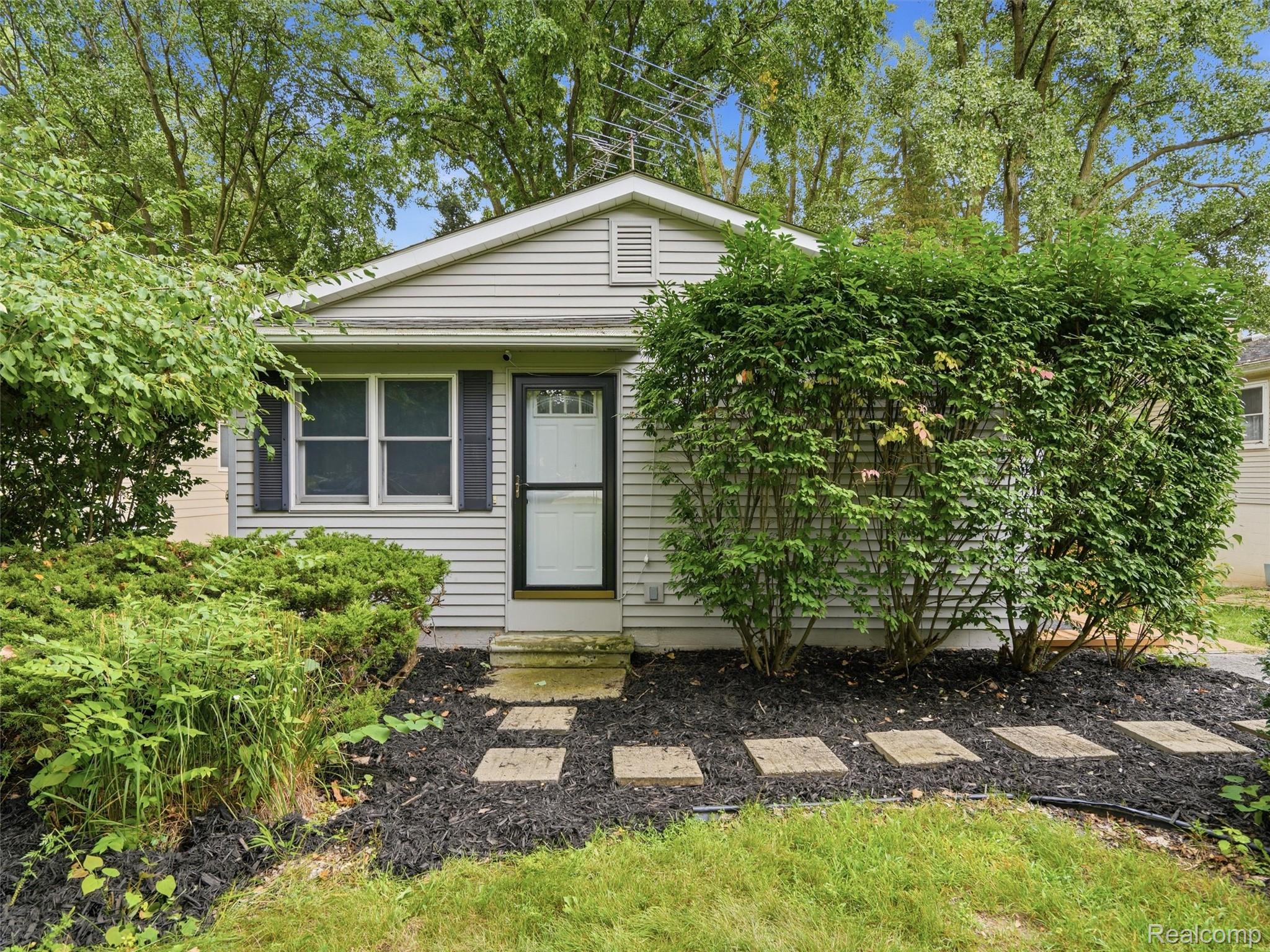 11954 Maxfield Boulevard Property Photo 1