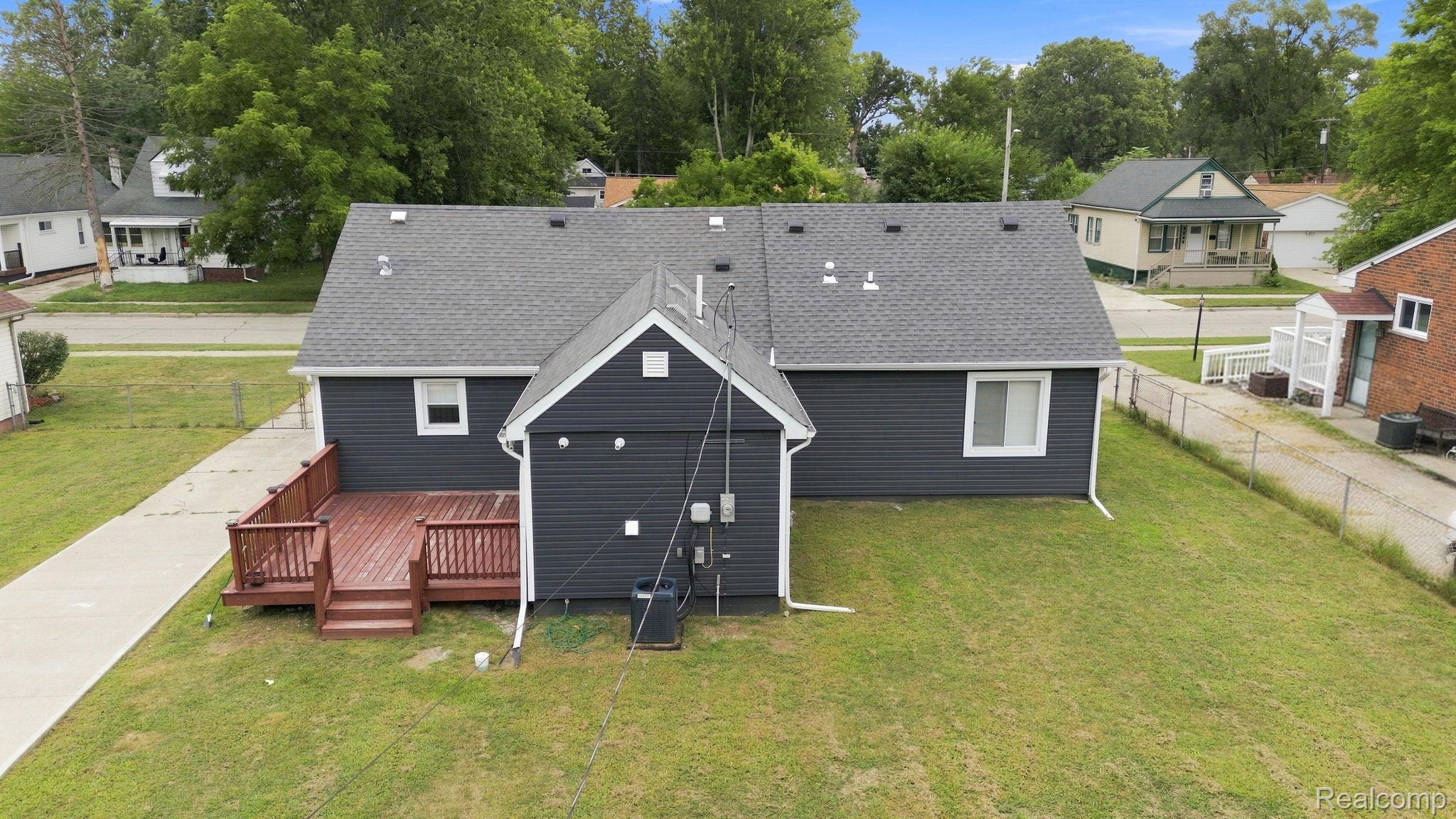 25511 Dartmouth Street Property Photo 28