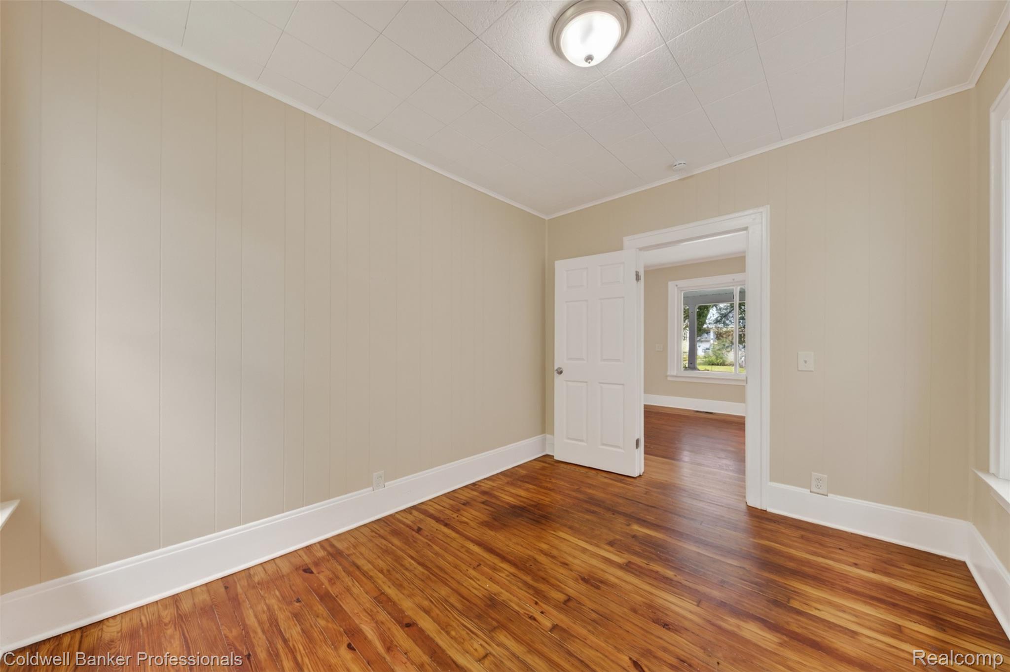 43 Dwight Ave Avenue Property Photo 11