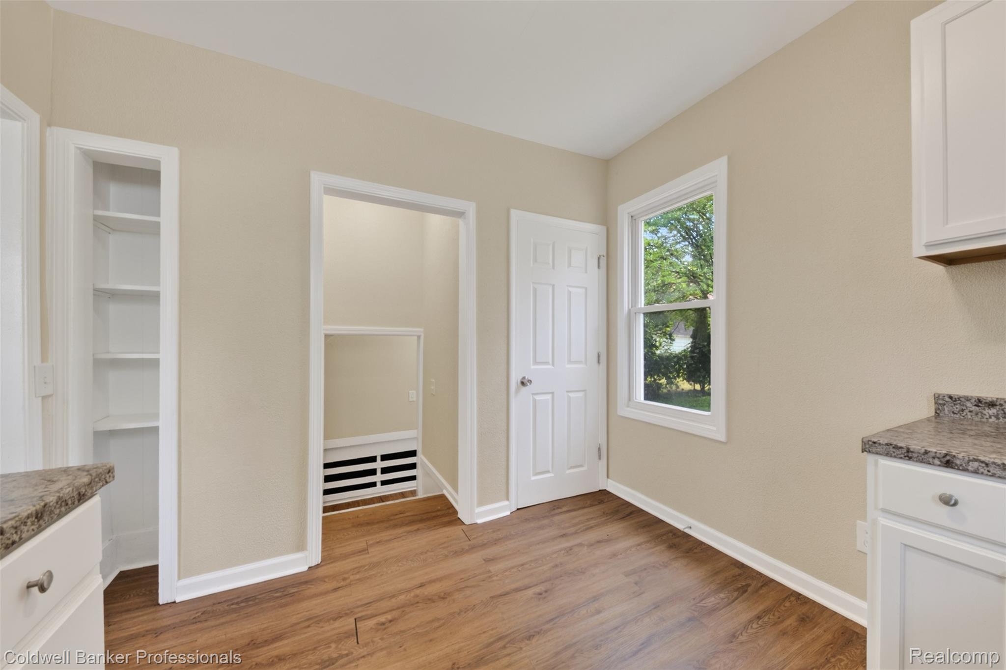 43 Dwight Ave Avenue Property Photo 15