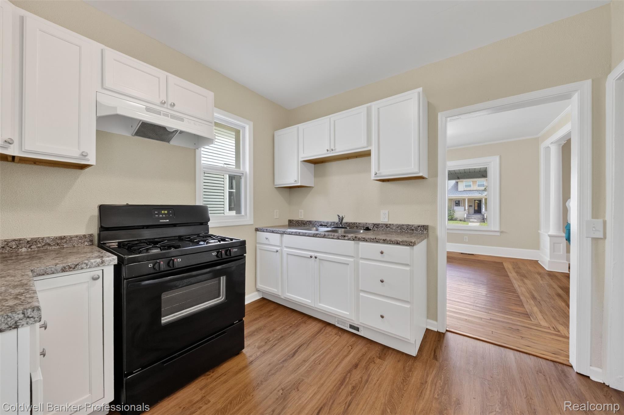 43 Dwight Ave Avenue Property Photo 16