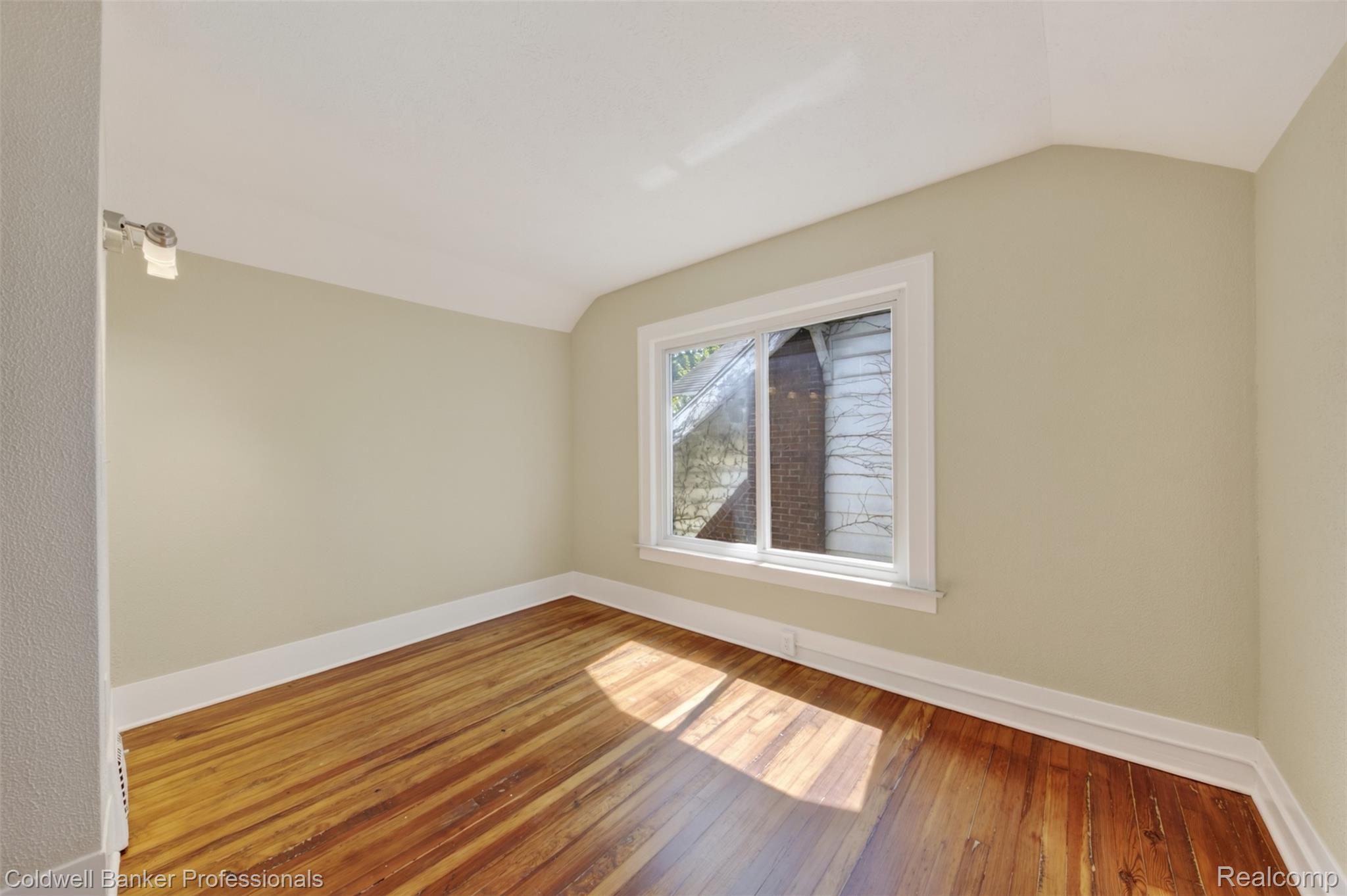 43 Dwight Ave Avenue Property Photo 19