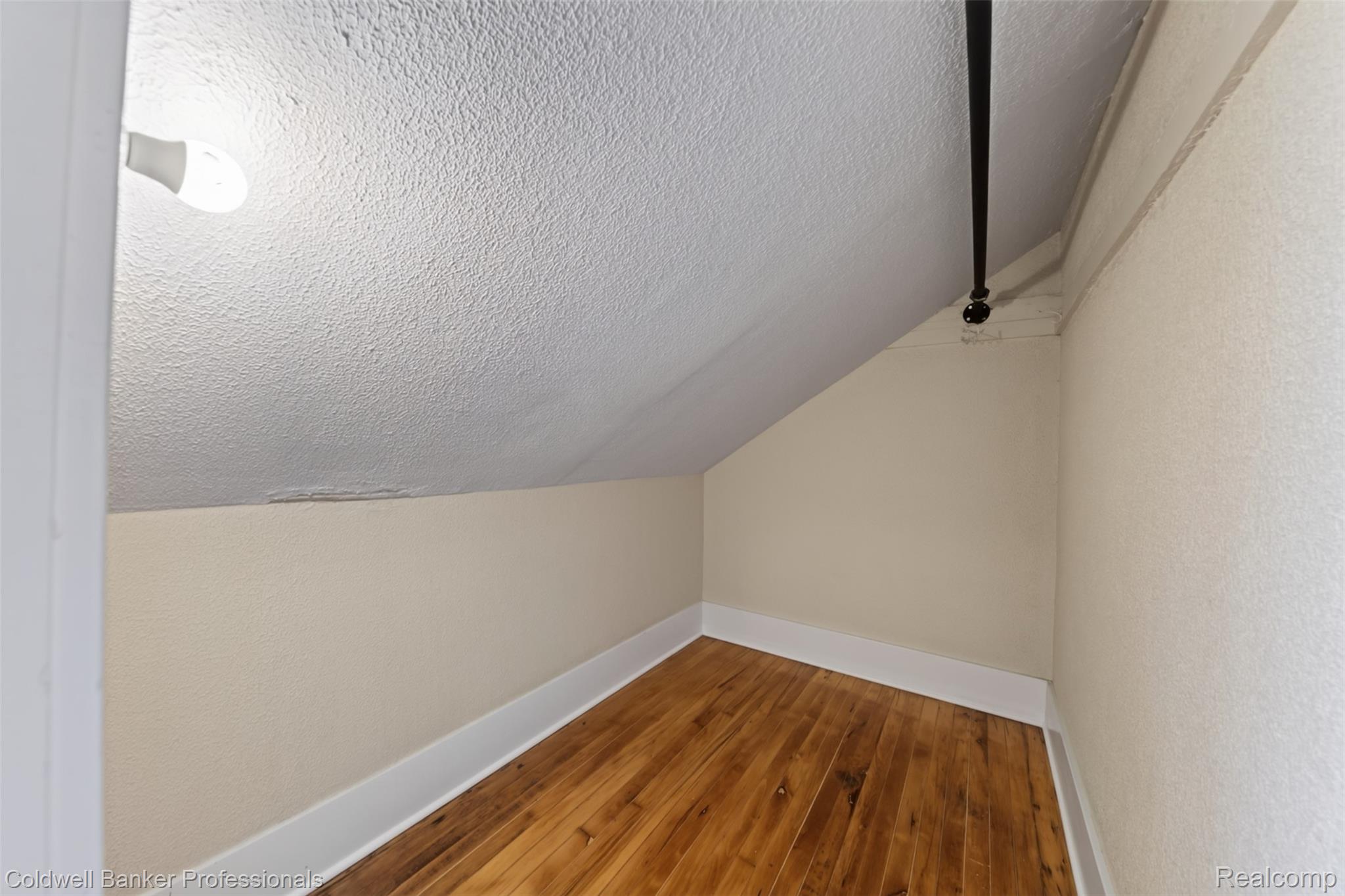 43 Dwight Ave Avenue Property Photo 27