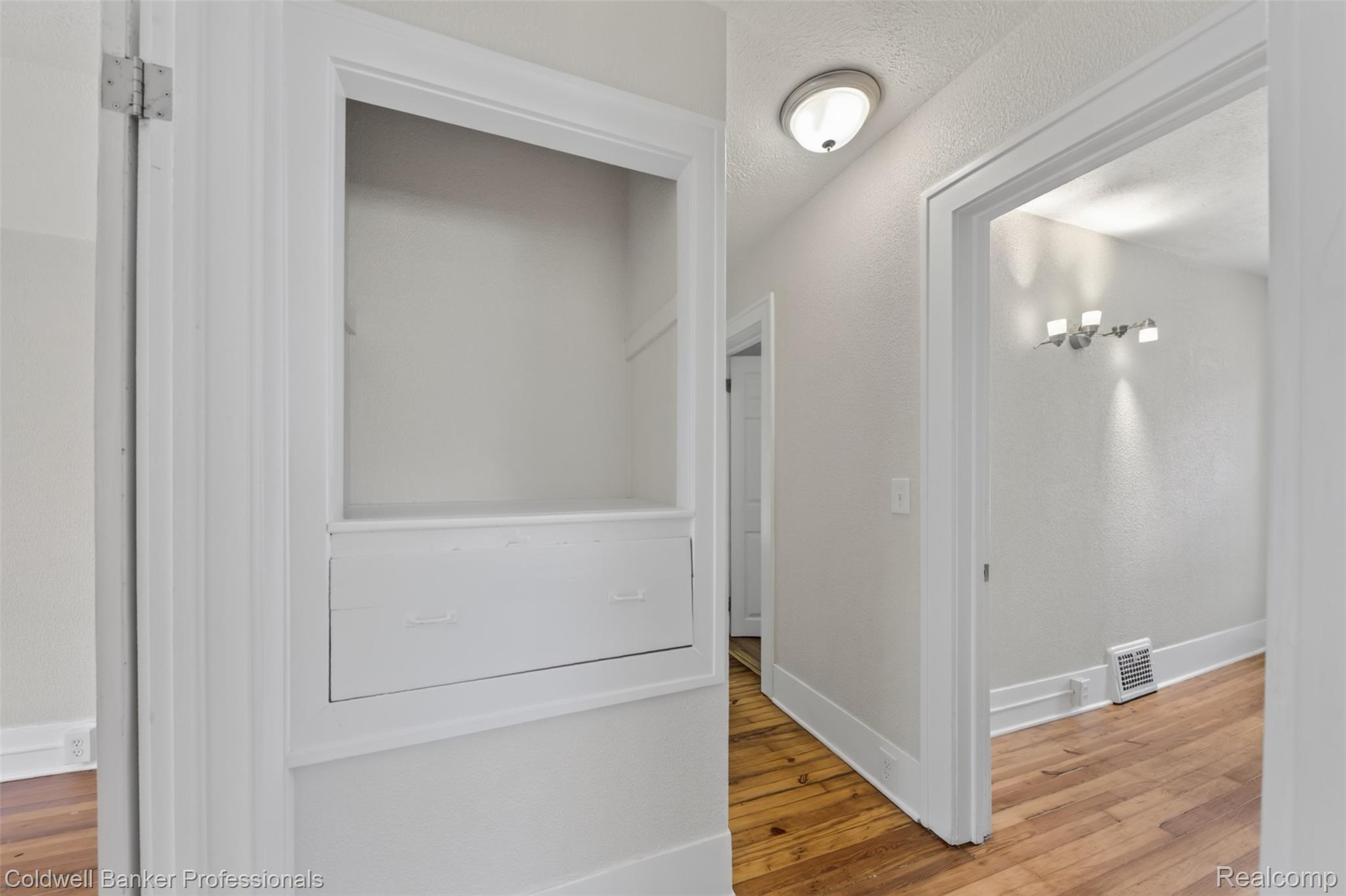 43 Dwight Ave Avenue Property Photo 32