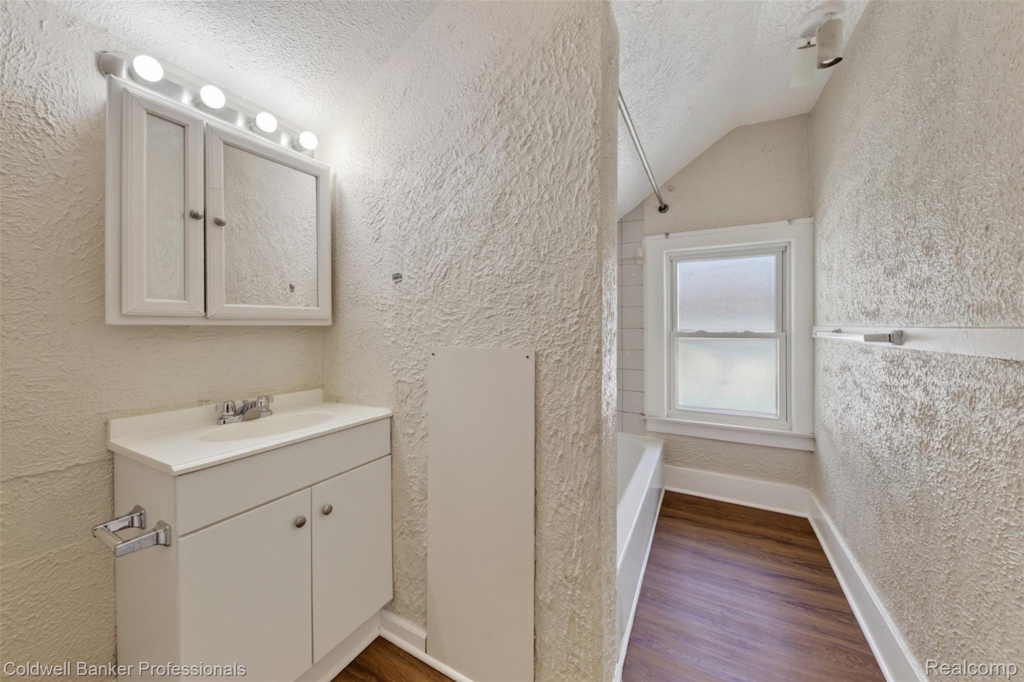 43 Dwight Ave Avenue Property Photo 34