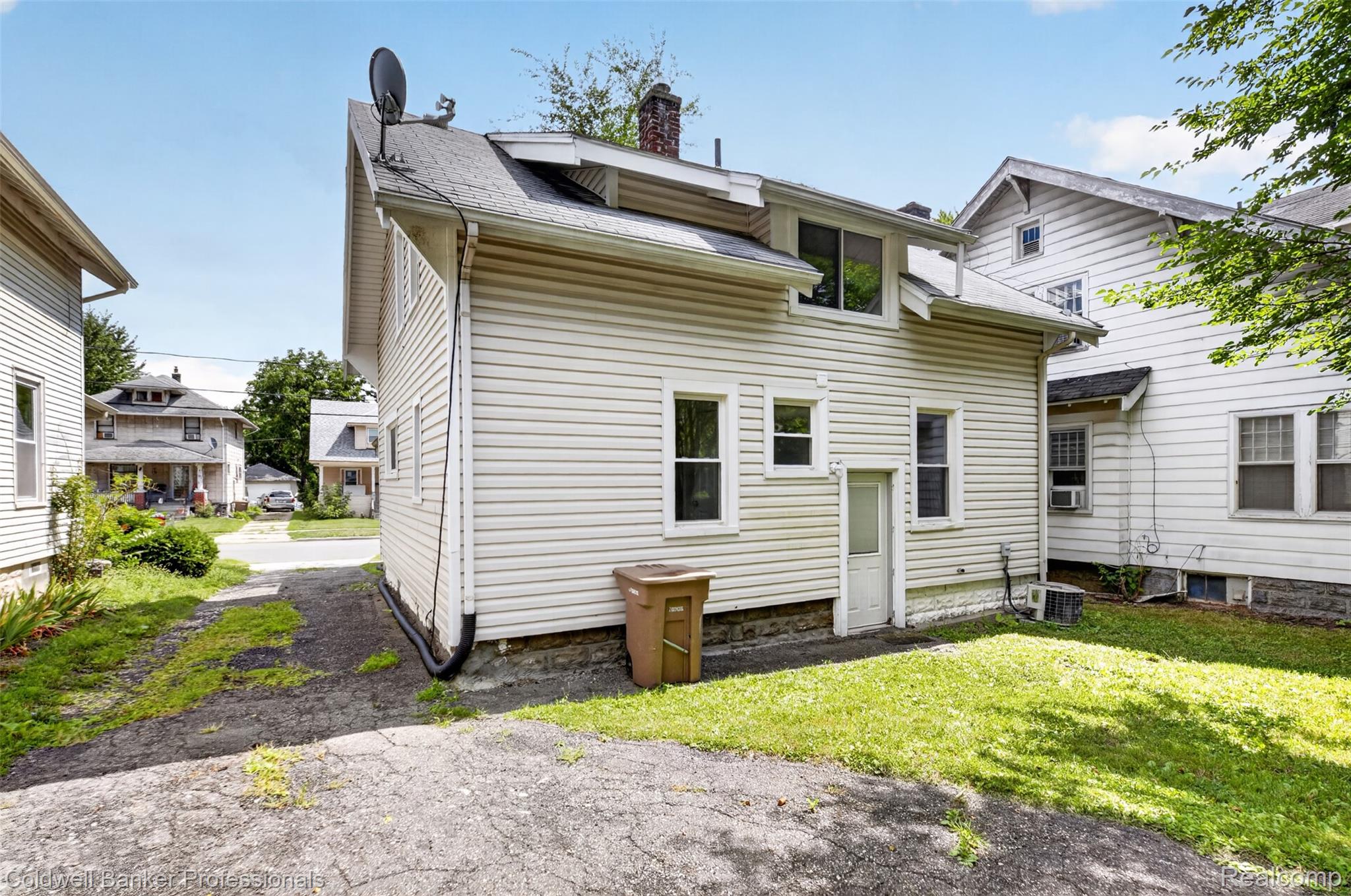 43 Dwight Ave Avenue Property Photo 45