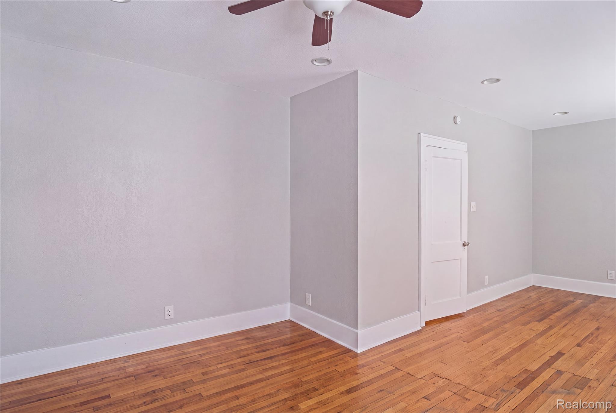 1665 Atkinson Street Property Photo 14