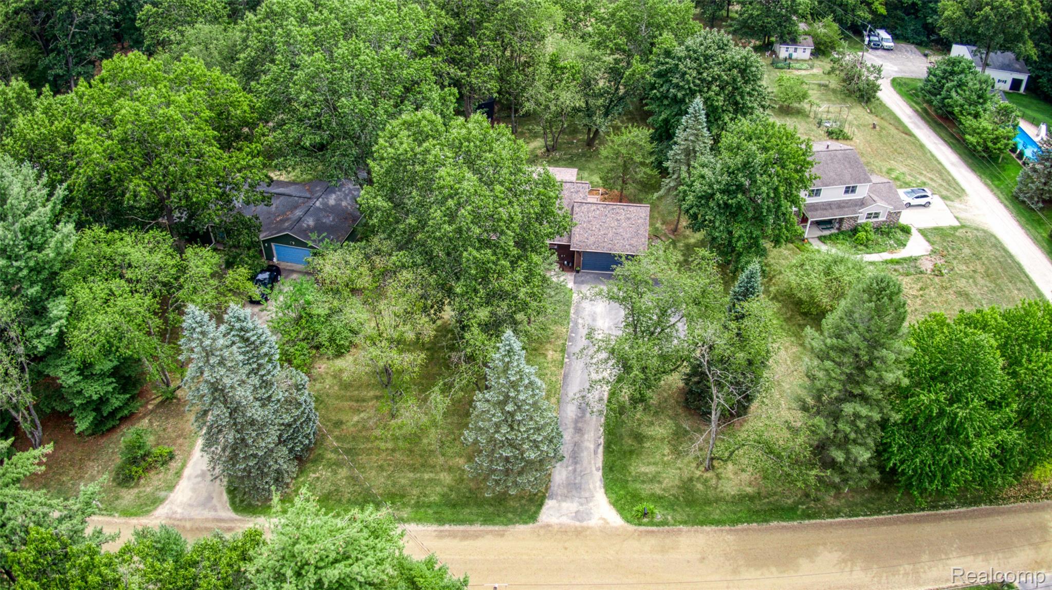 8845 River Valley Road Property Photo 16