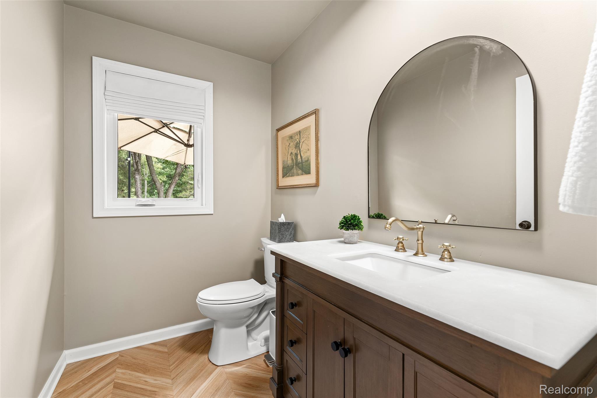 8845 River Valley Road Property Photo 28
