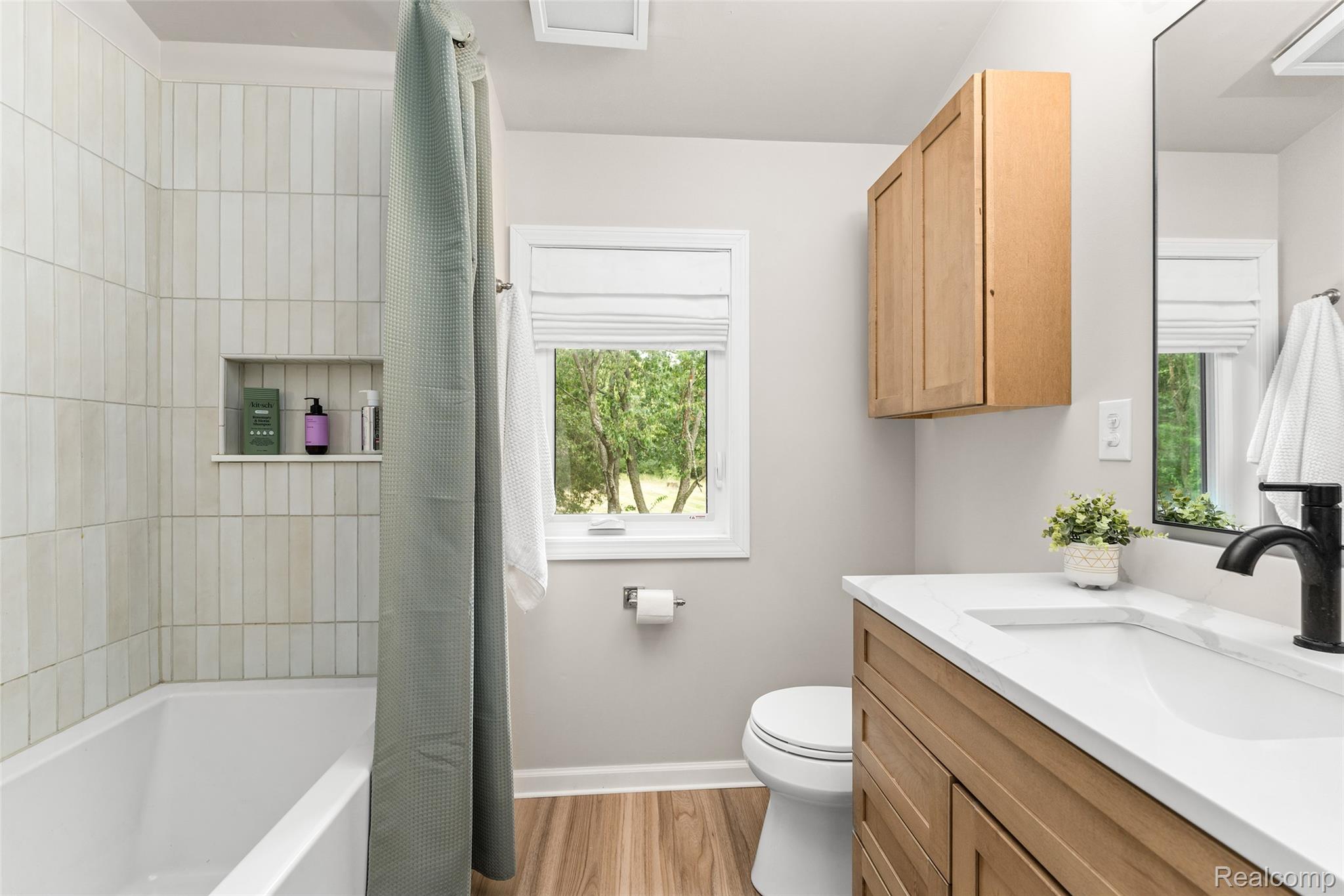 8845 River Valley Road Property Photo 31